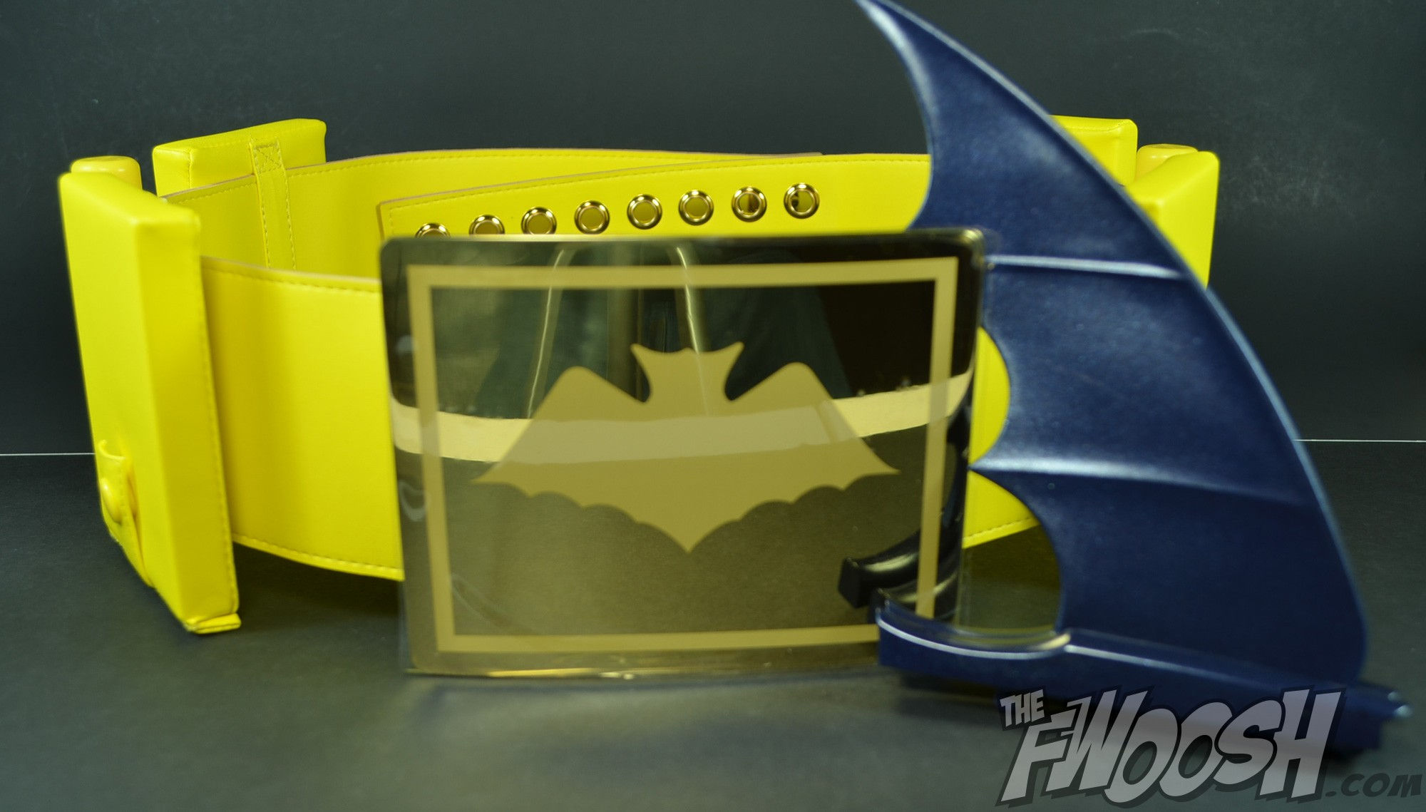 Wallpaper #UnfFJpMB-pgBXx60VaNl11 Batman Utility Belt Review Batarng and Belt Fwoosh
