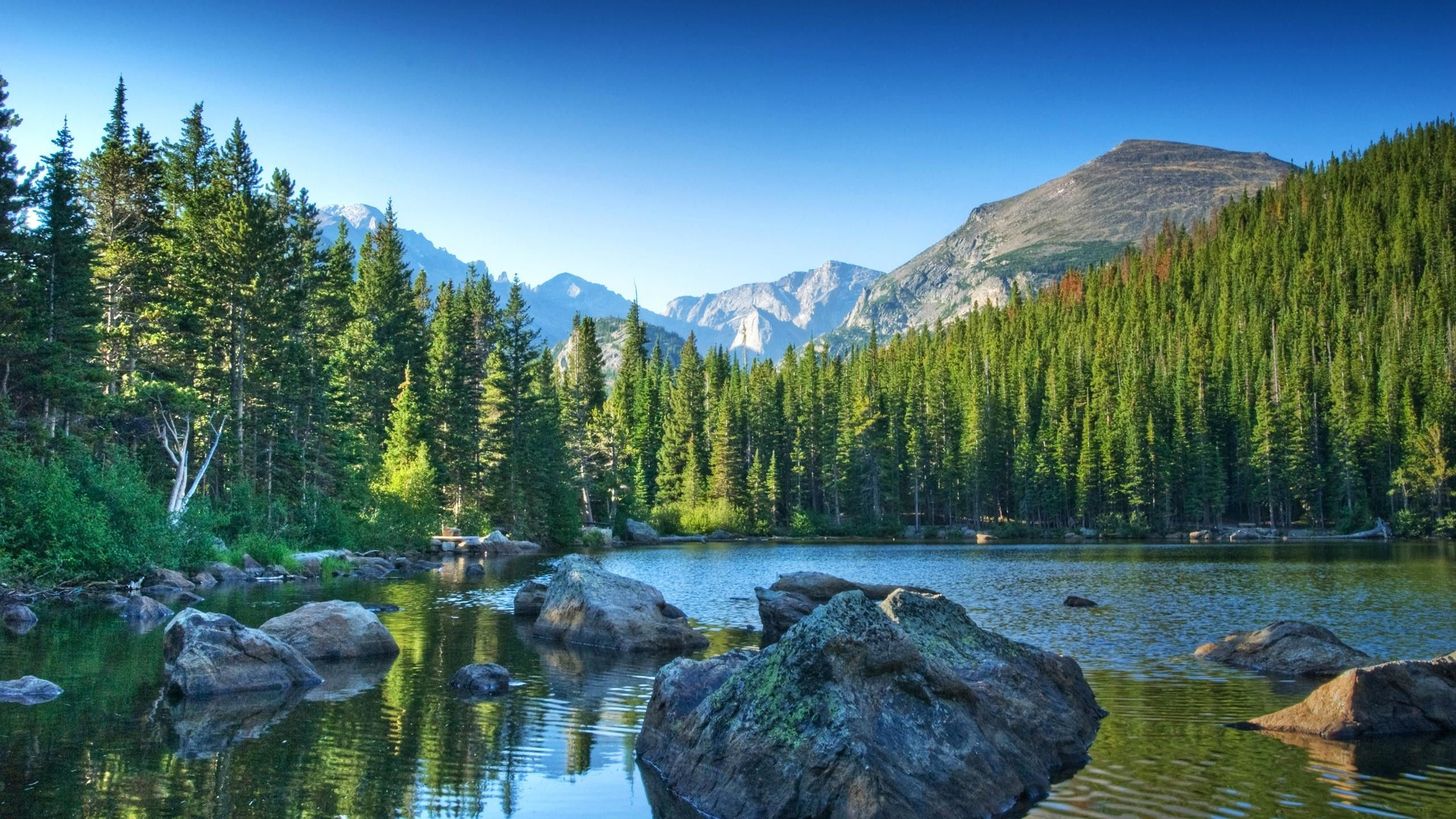 Wallpaper #s-9ES5MBMN-XEVvVNzoH50 Rocky Mountain Background