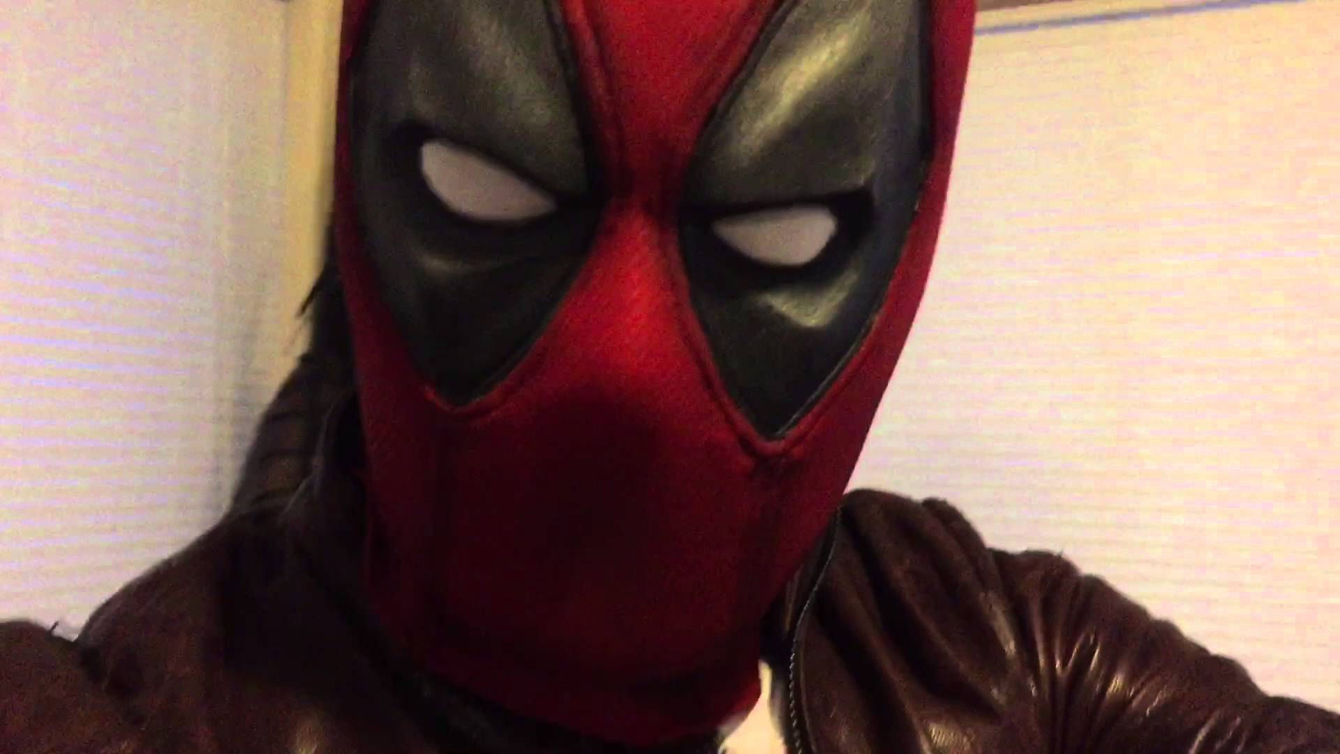 Wallpaper #HWfz8pIBSpphPi3-MnOE37 Realistic Deadpool Live Wallpapers Top Free Realistic Deadpool Live