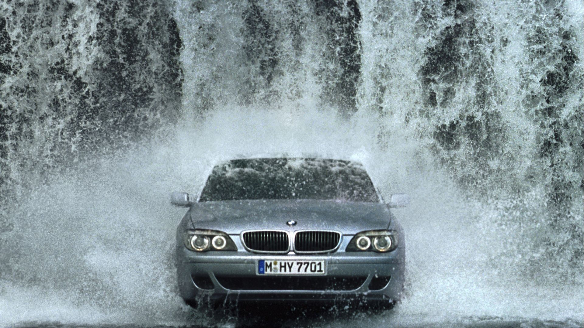 Wallpaper #1hmBB48BtGB6xQ78rla550 Autumn BMW Wallpapers Wallpaper Cave