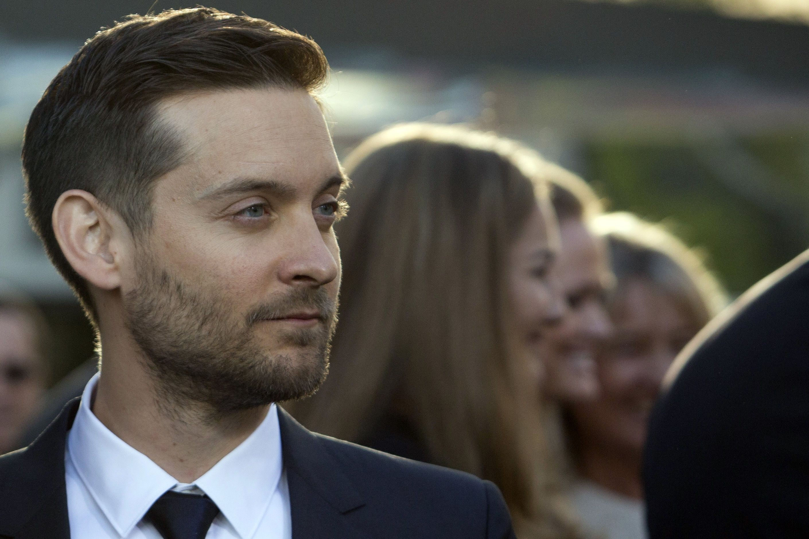 Wallpaper #8Wdn7pIBSpphPi3-VFzg60 Tobey Maguire Actor American Actors 2k Face HD Wallpaper