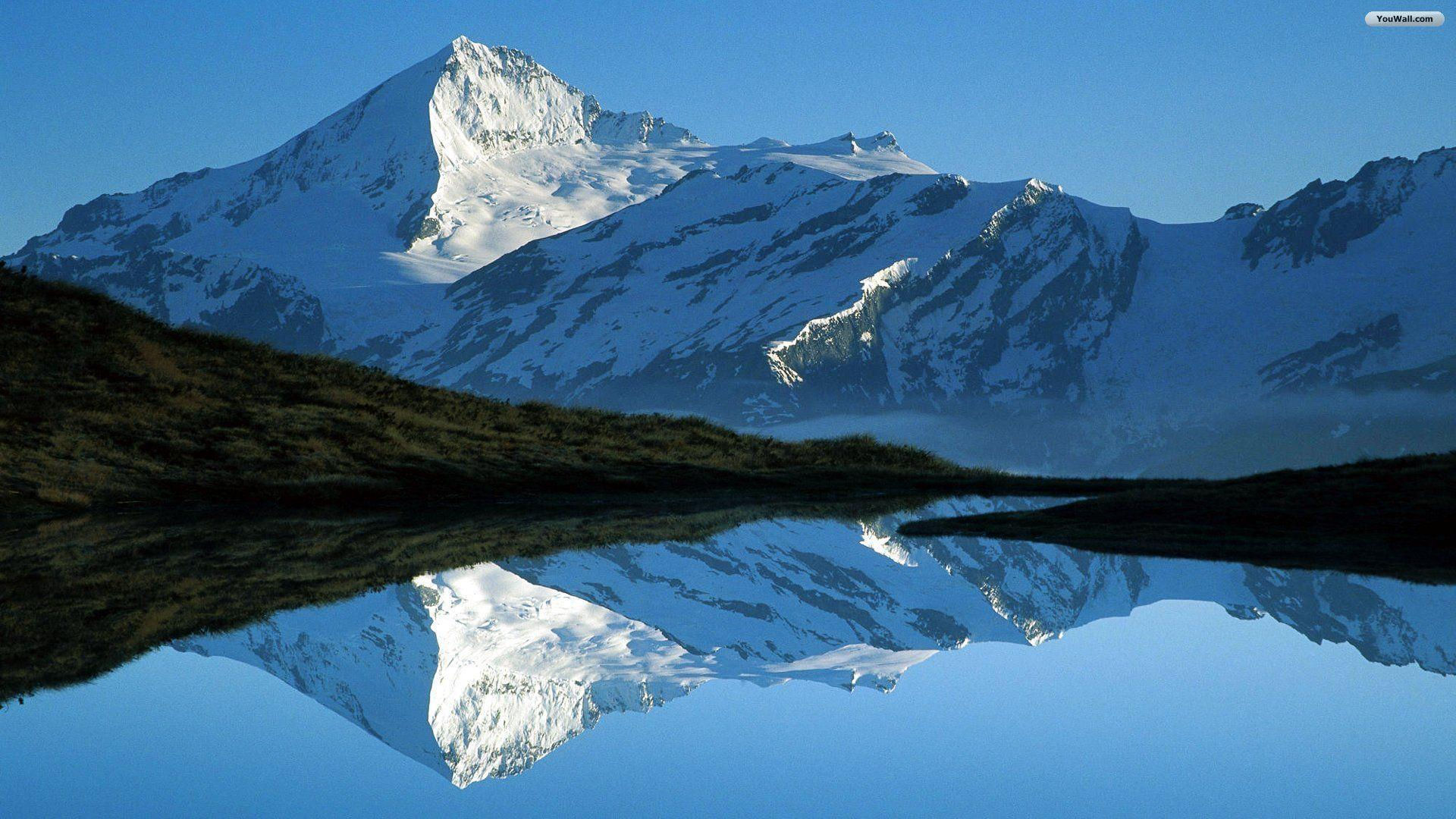 Wallpaper #s-9ES5MBMN-XEVvVNzoH173 Mountains Background