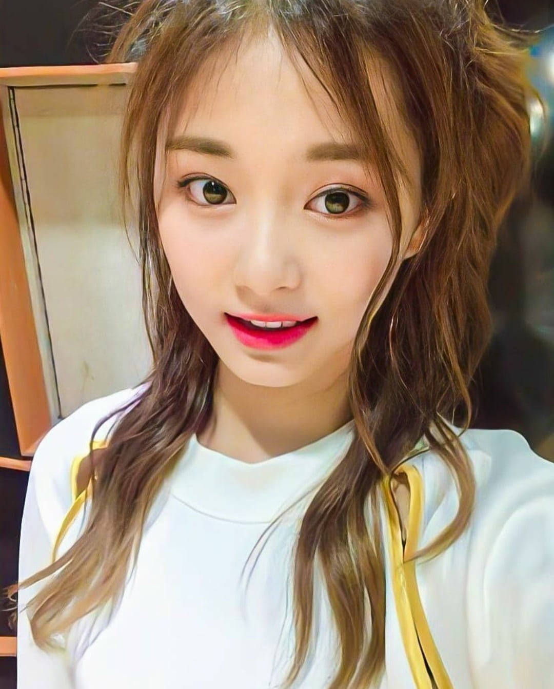 Wallpaper #zWdqCZMBSpphPi3-2s_N346 Download Twice Tzuyu in White Shirt Wallpaper Wallpaperscom