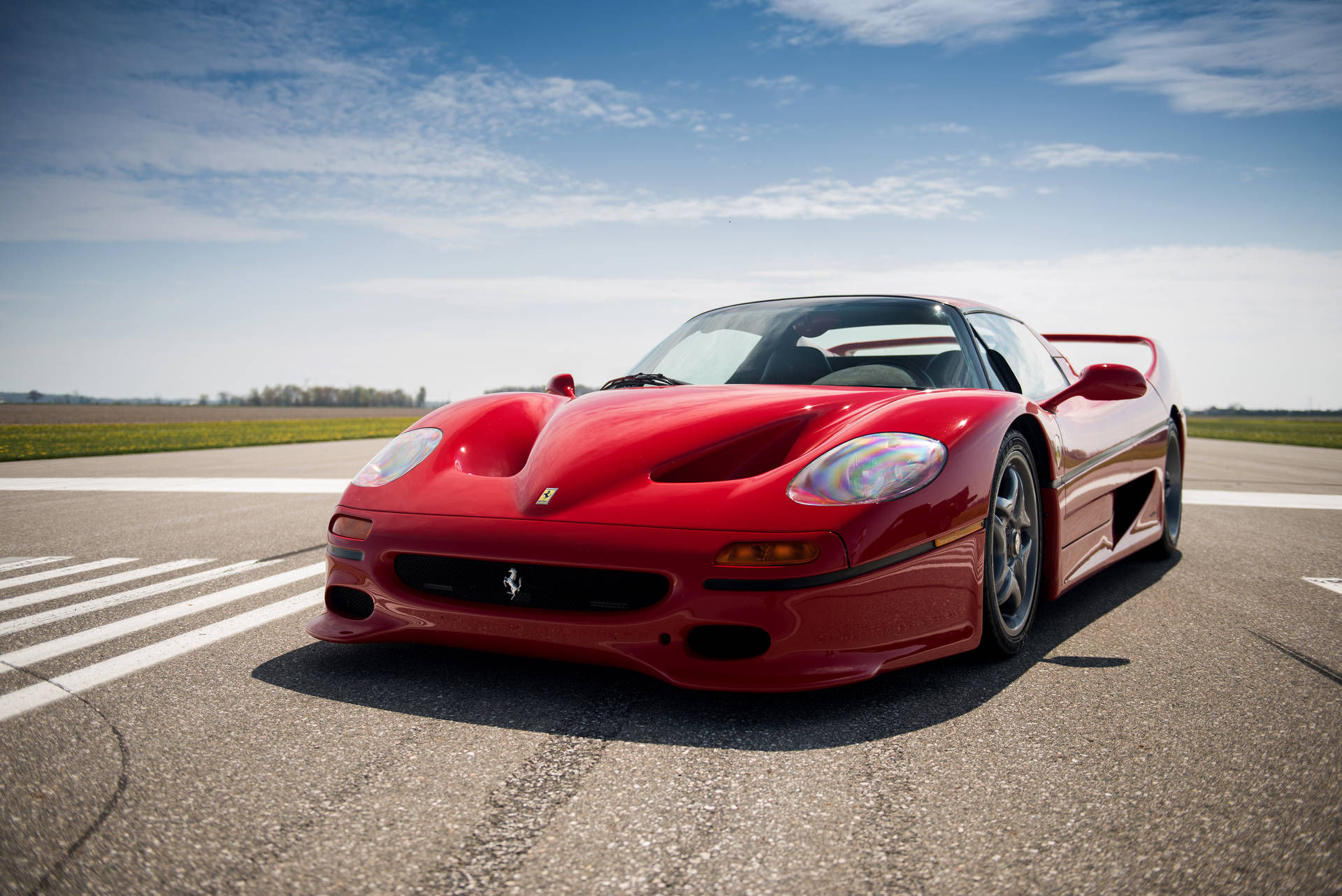 Wallpaper #kkWXlI4B7YBJg1BVcJ8s28 Download Ferrari Wallpaper
