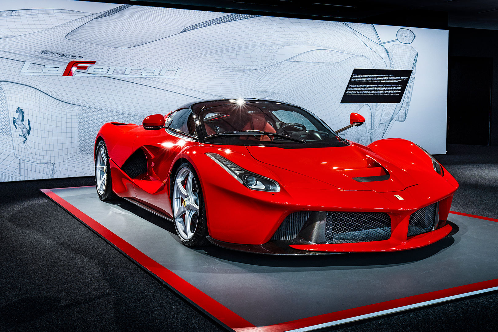 Wallpaper #AXcnJpMB-pgBXx60gaFa92 Ferrari Laferrari Engine