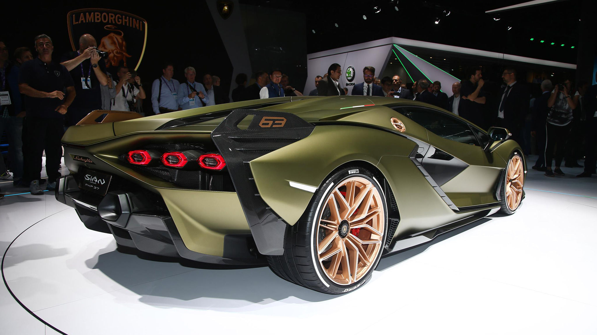 Wallpaper #2meb55IBSpphPi3-_DiQ21 The Lamborghini Sian is the Quickest Most Powerful Lambo Ever