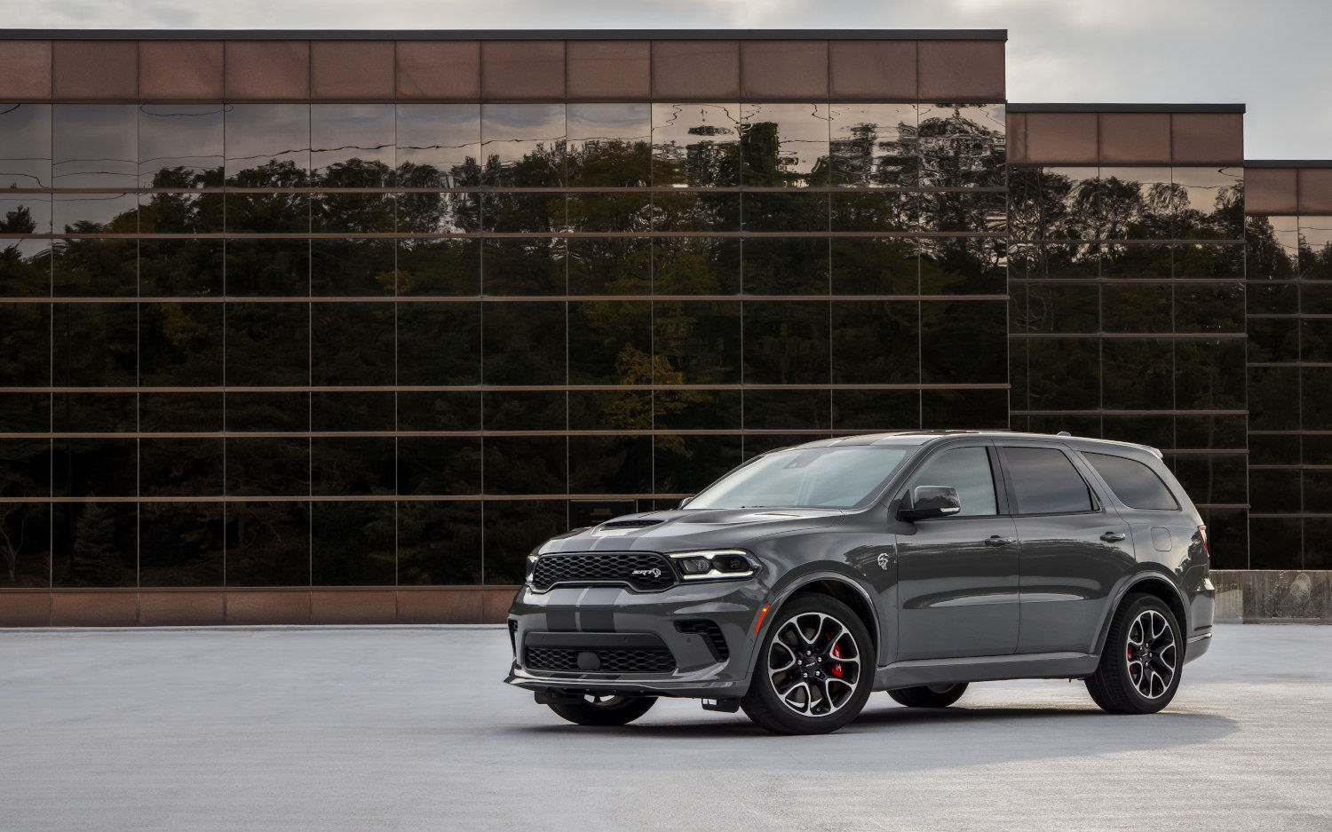 Wallpaper #kGdkBJMBSpphPi3-aLeO166 Dodge Durango Srt Hellcat 2021 SUV Drive