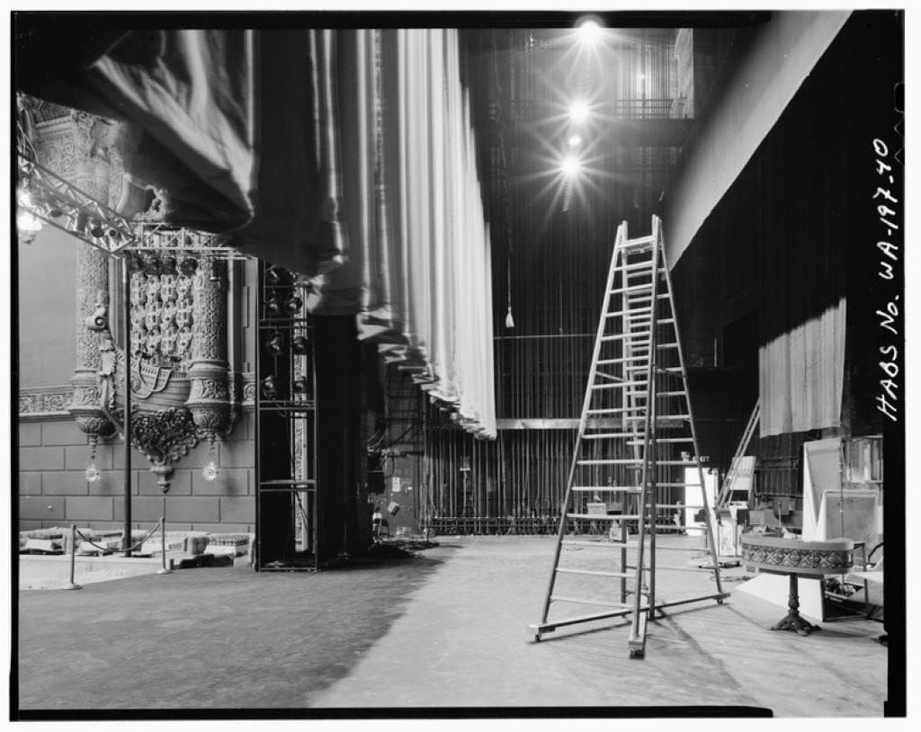 Wallpaper #2e8ITJMBMN-XEVvVOjxM194 Amazing Behind the Scenes Photos of Historic Broadway Shows History