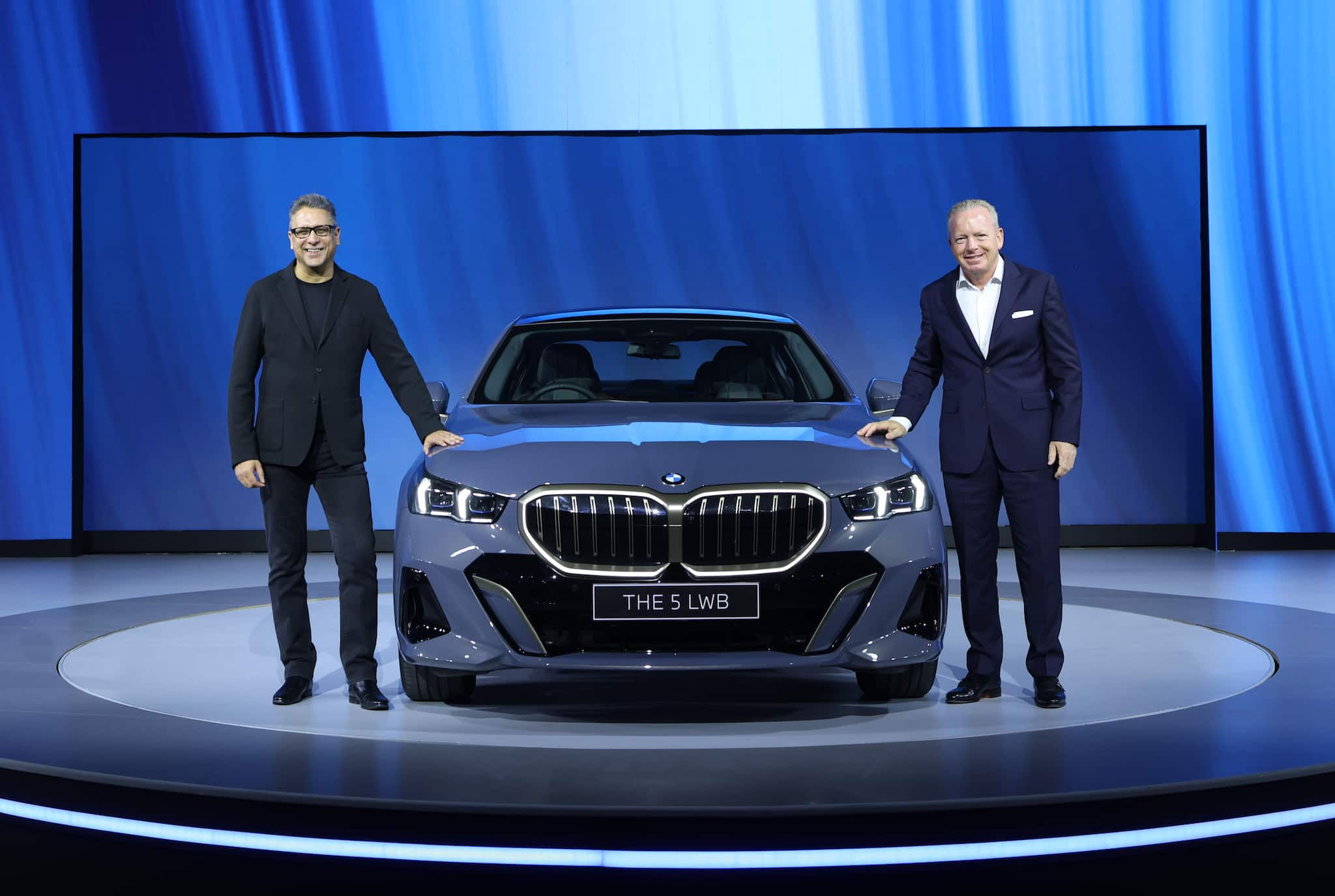 Wallpaper #9e_8SpMBMN-XEVvVozmb320 BMW Unveils 5 Series Long Wheelbase in India at Rs 7290 Lakh Photos