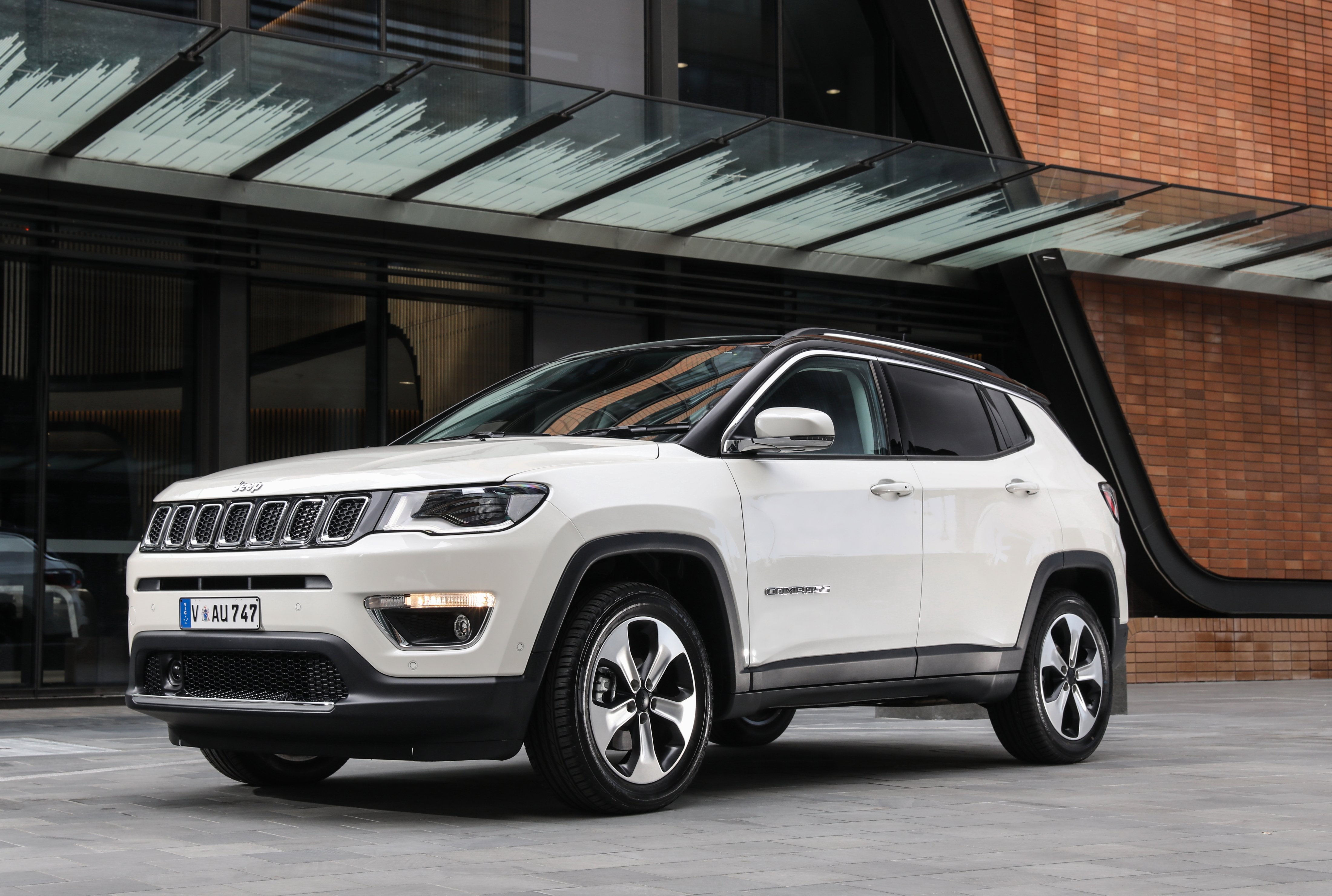 Wallpaper #ymcY7JIBSpphPi3-gVD120 2018 Jeep Compass Pricing and Specs Photos
