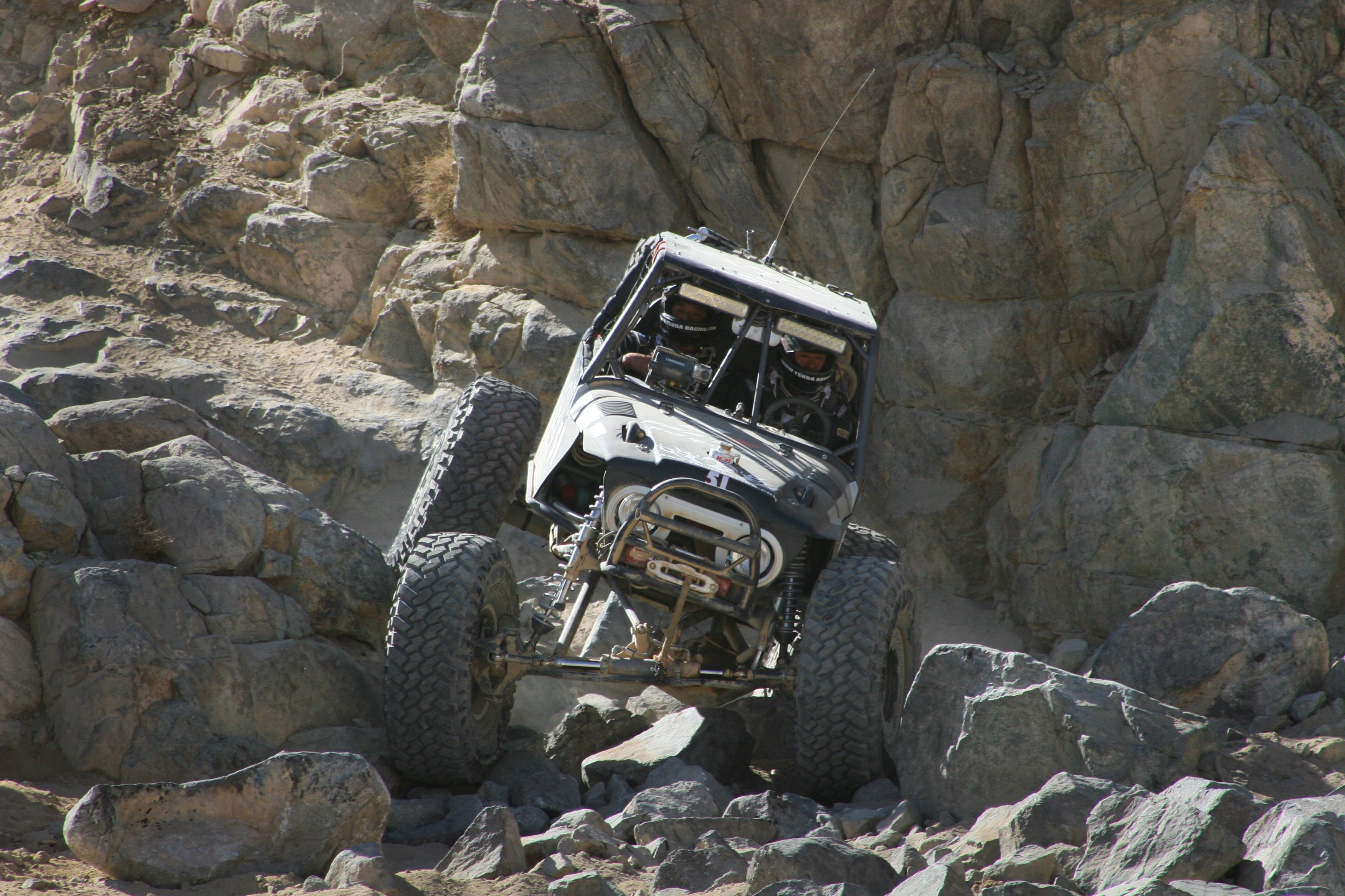 Wallpaper #3RkkGI8BtGB6xQ78cXAa57 Free Images Rock Mountain Trail Car Jeep Terrain Material