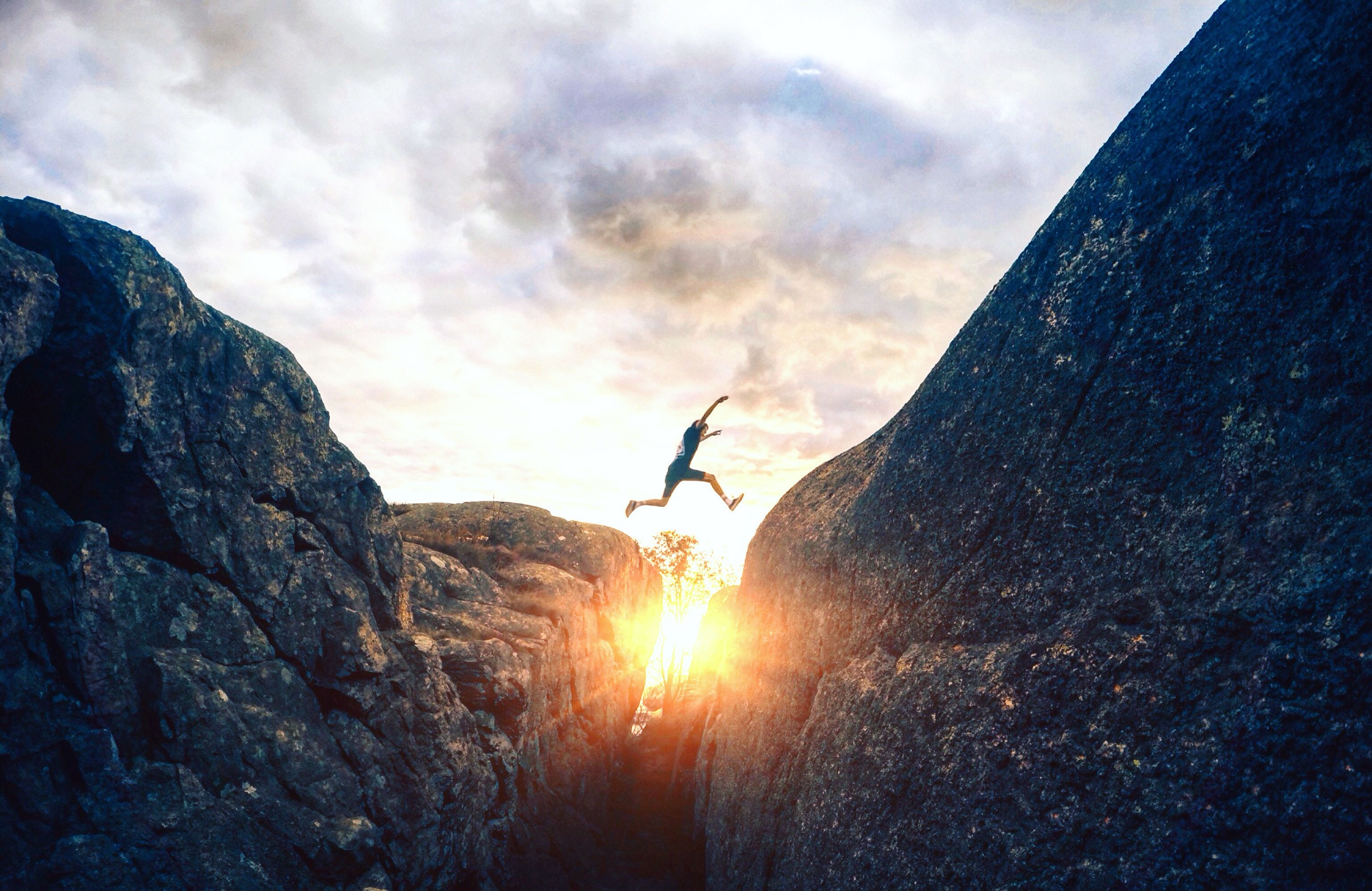Wallpaper #8-_uTJMBMN-XEVvVaD7X284 Free Images Landscape Rock Person Sky Sunlight Adventure