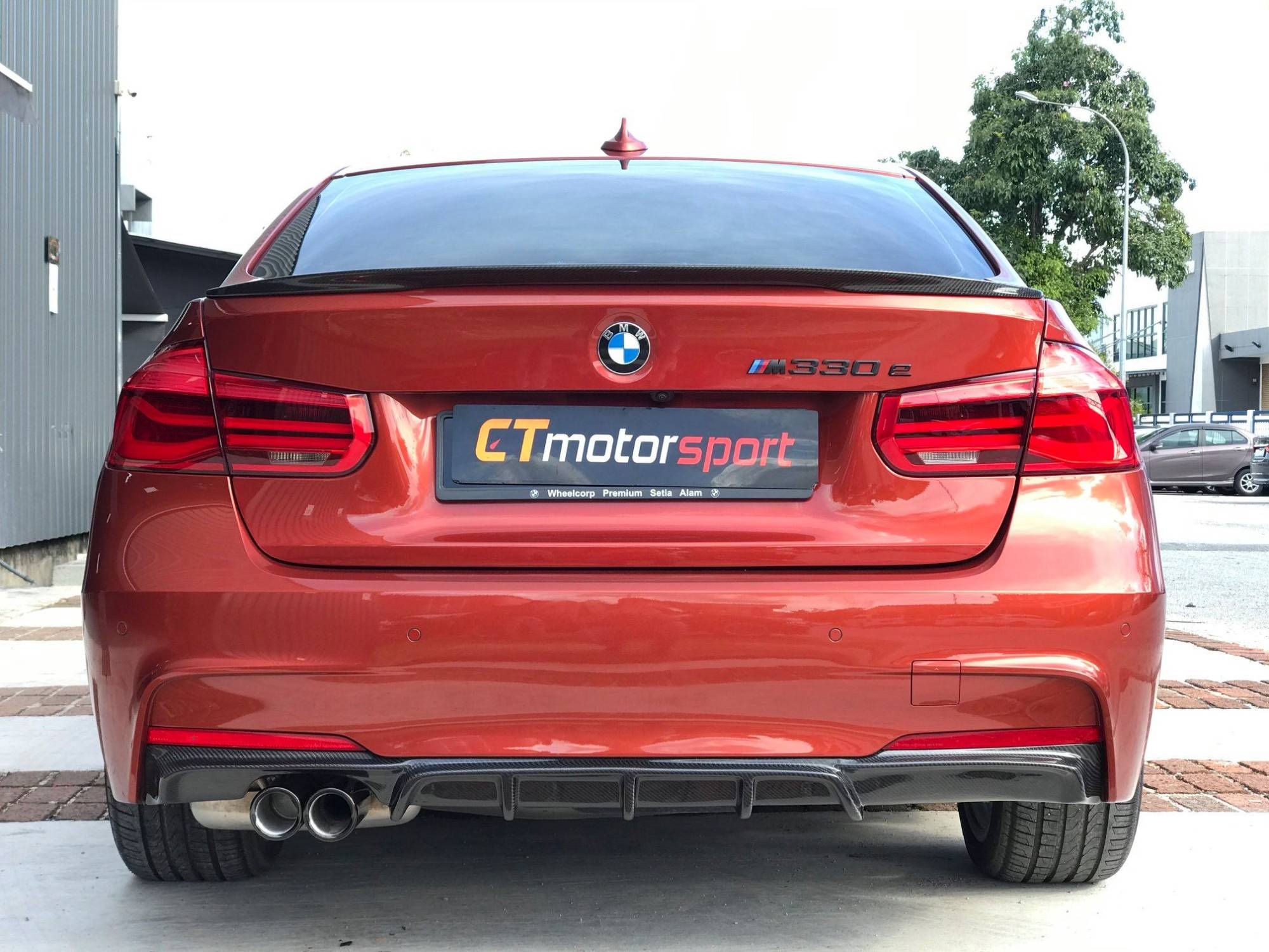Wallpaper #U2hHHJMBSpphPi3-LiIv98 BMW F30 3 Series Installed M Performance Carbon Fiber Diffuser