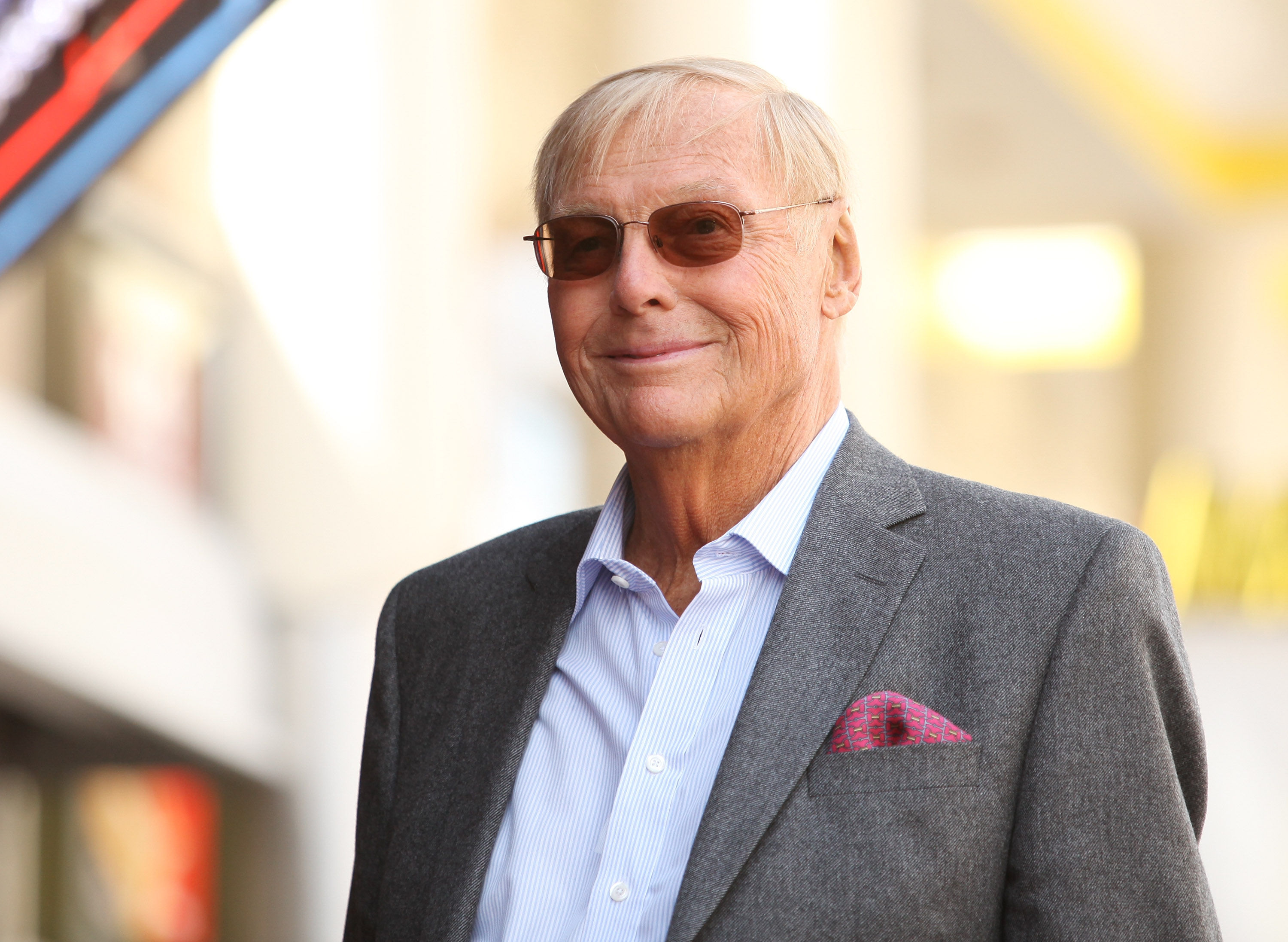 Wallpaper #shlEII8BtGB6xQ78dn0s55 Adam West Honored with Bat Signal Tribute in Los Angeles Access