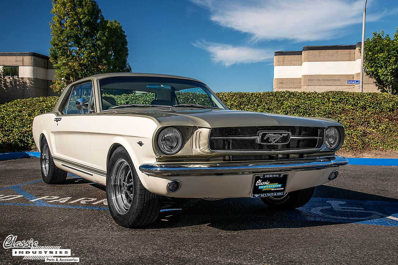 Wallpaper #IhmtF48BtGB6xQ78qHBj10 1965 Mustang Good as Gold