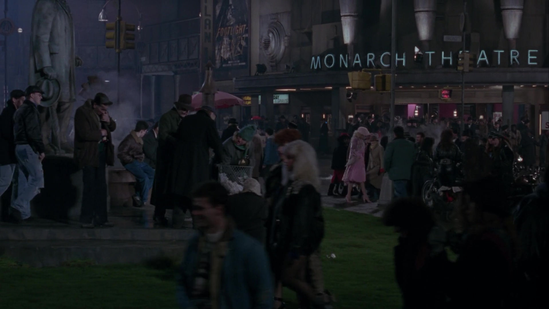 Wallpaper #SmeXC5MBSpphPi3-R9pD76 Monarch Theatre Batman Wiki Fandom Powered by Wikia