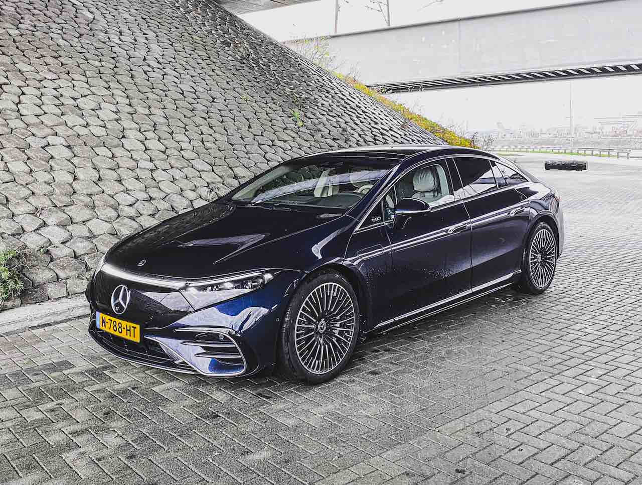 Wallpaper #-7xPO5MBMDFIMcjNIn7c264 Mercedes Eqs Driving Test the Best Electric Car Pledge Times