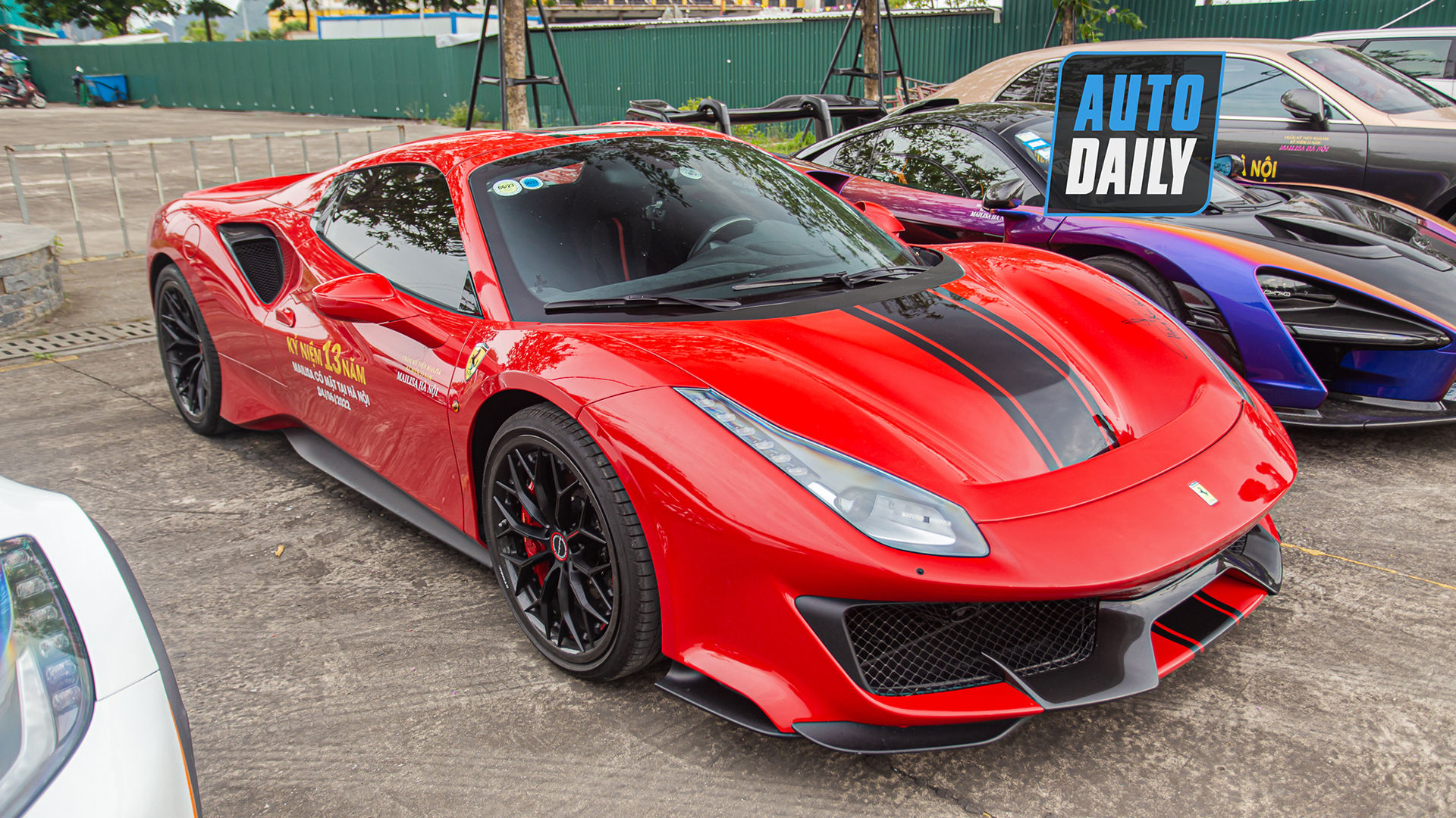 Wallpaper #82f965IBSpphPi3-Fk-n321 Co Gi Tren Ferrari 488 Pista Spider Gia Gan 40 Ty Dau Tien Ve Viet Nam