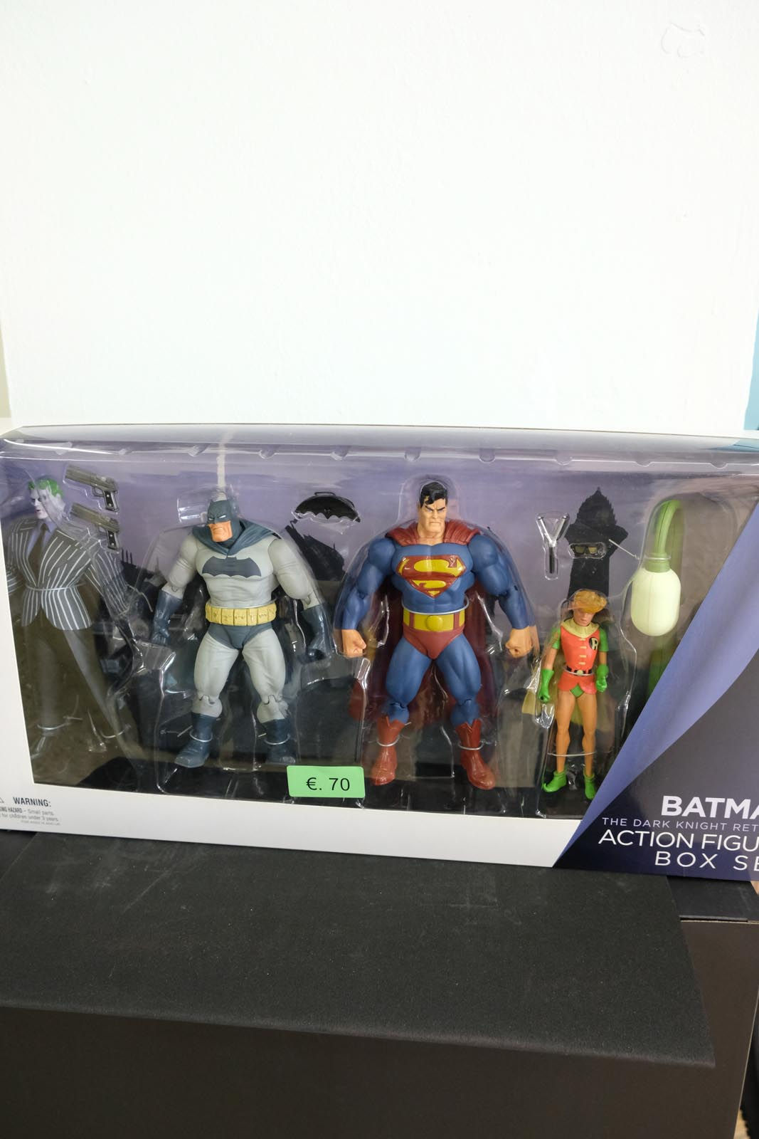Wallpaper #e-pIVpMBlwTYPL18yQ8_43 Batman the Dark Knight Returns Action Figures Box Set the Big Nerd Shop