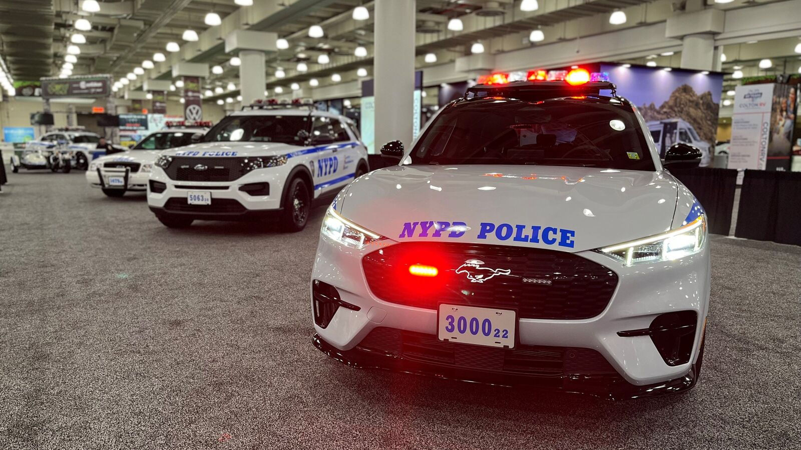 Wallpaper #uuqGVZMBlwTYPL18xA1r142 Ford Mustang Mach E GT Joins Nypd Fleet as New York Police Go Green