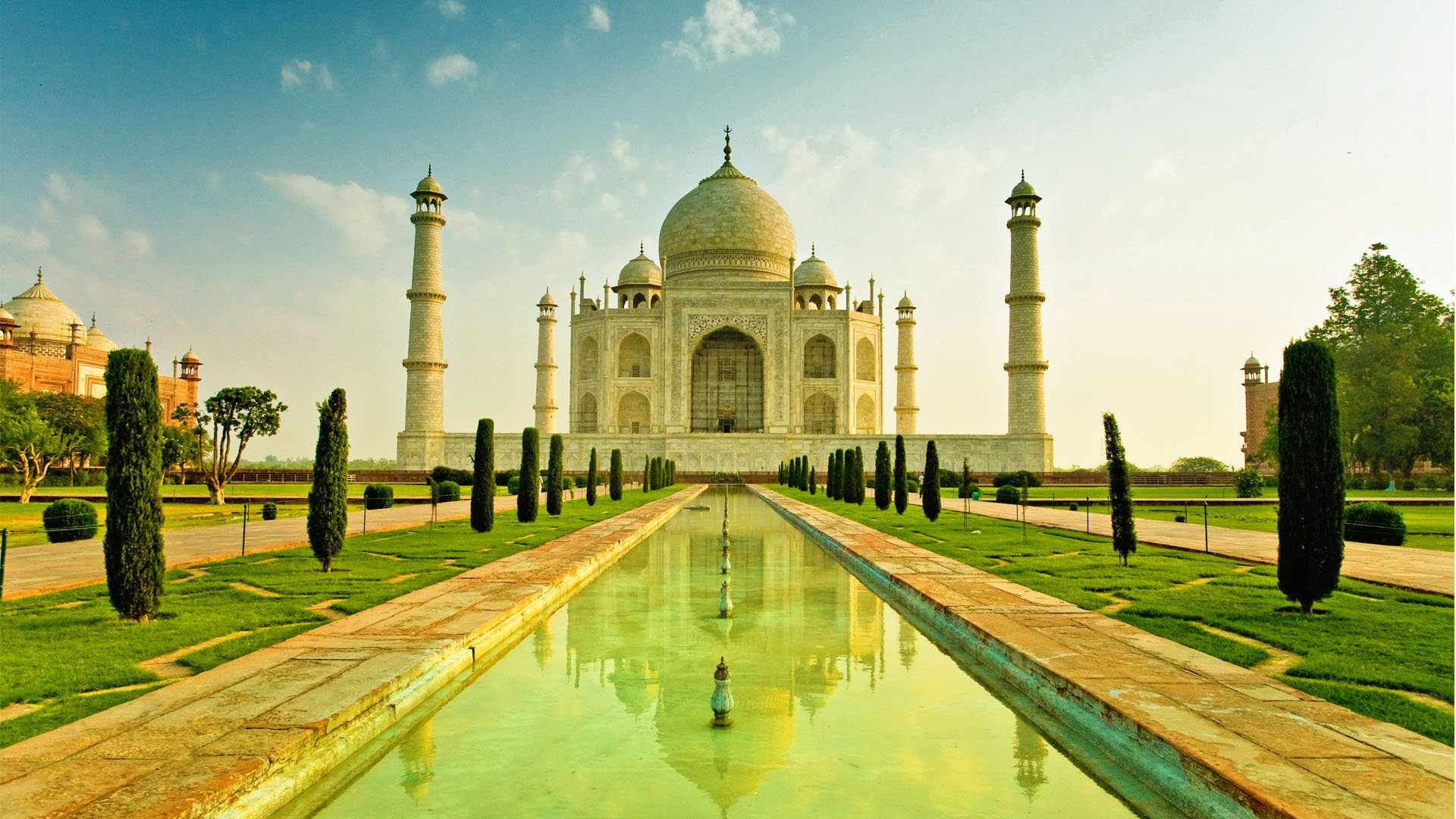 Wallpaper #o_EMRJMBLX2DcmSN94U367 Top 10 Most Famous Buildings Around the World Topteny Magazine
