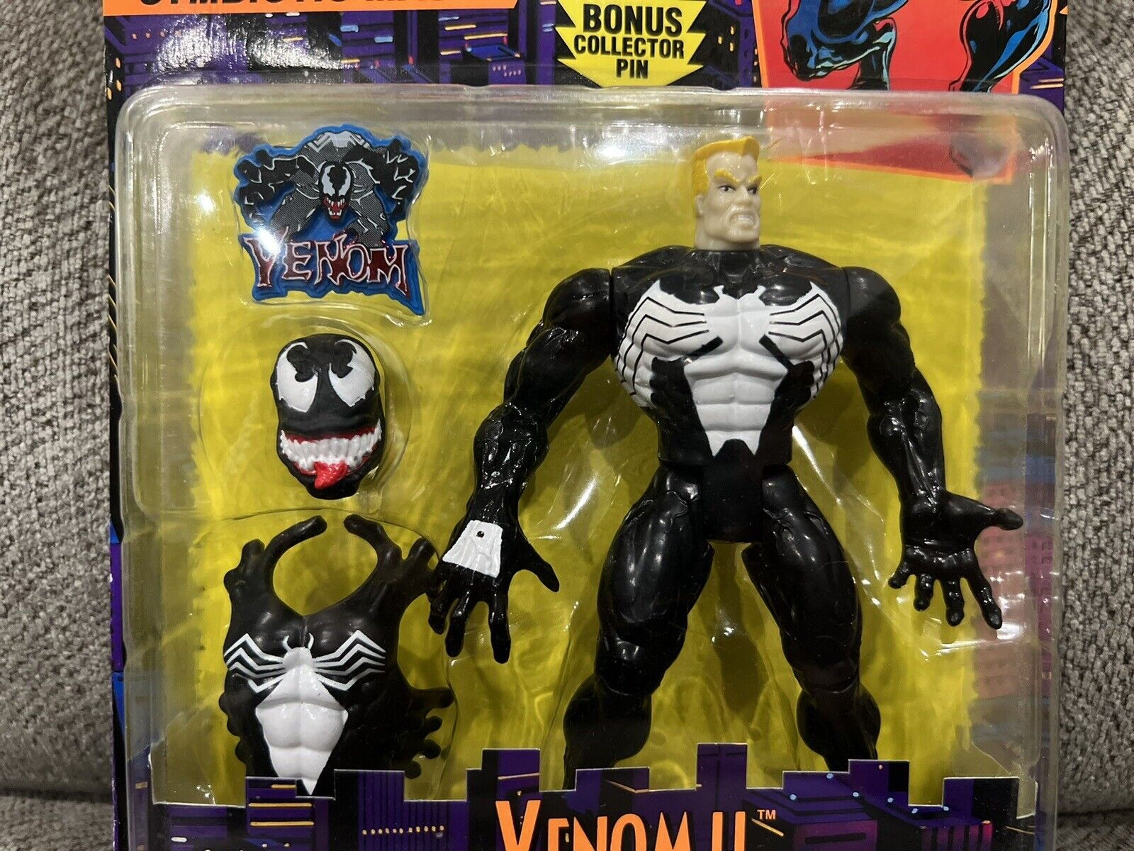 Wallpaper #yGgeHJMBSpphPi3-xCF5496 Mavin Toy Biz Spiderman Animated Series Venom 2 Ii Removable Symbiote