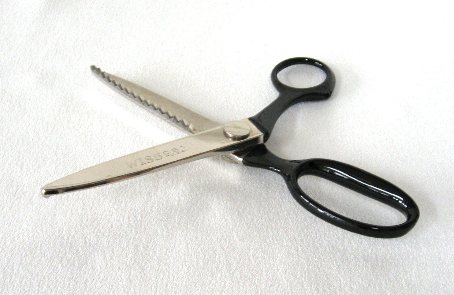 Wallpaper #6F23E Blue Emergency Medical Bandage Scissors with Curved Blades