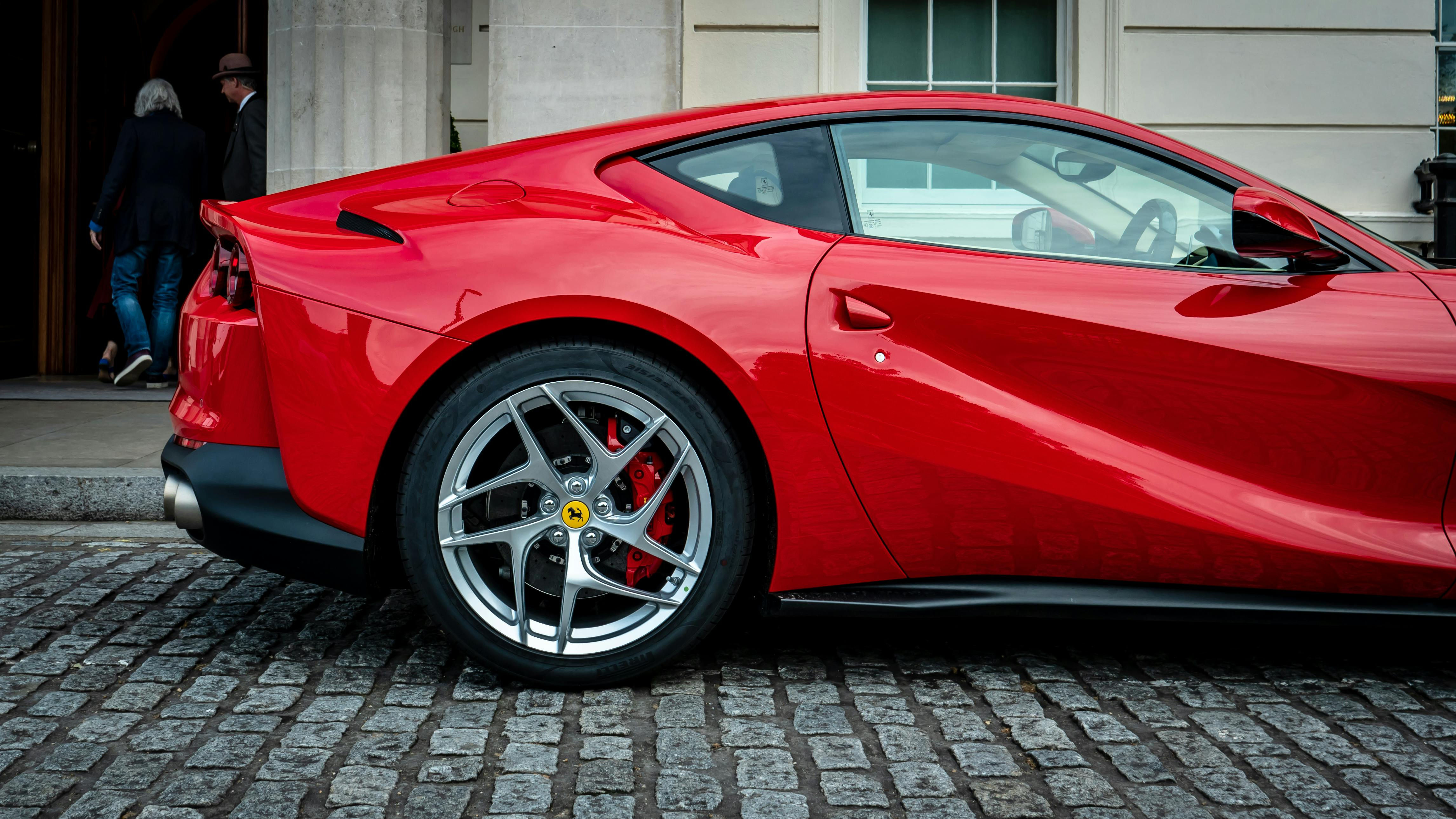 Wallpaper #py7eOJMBeCfPaRV8brst217 Free Stock Photo of Ferrari Ferrari 812 Superfast Red Car