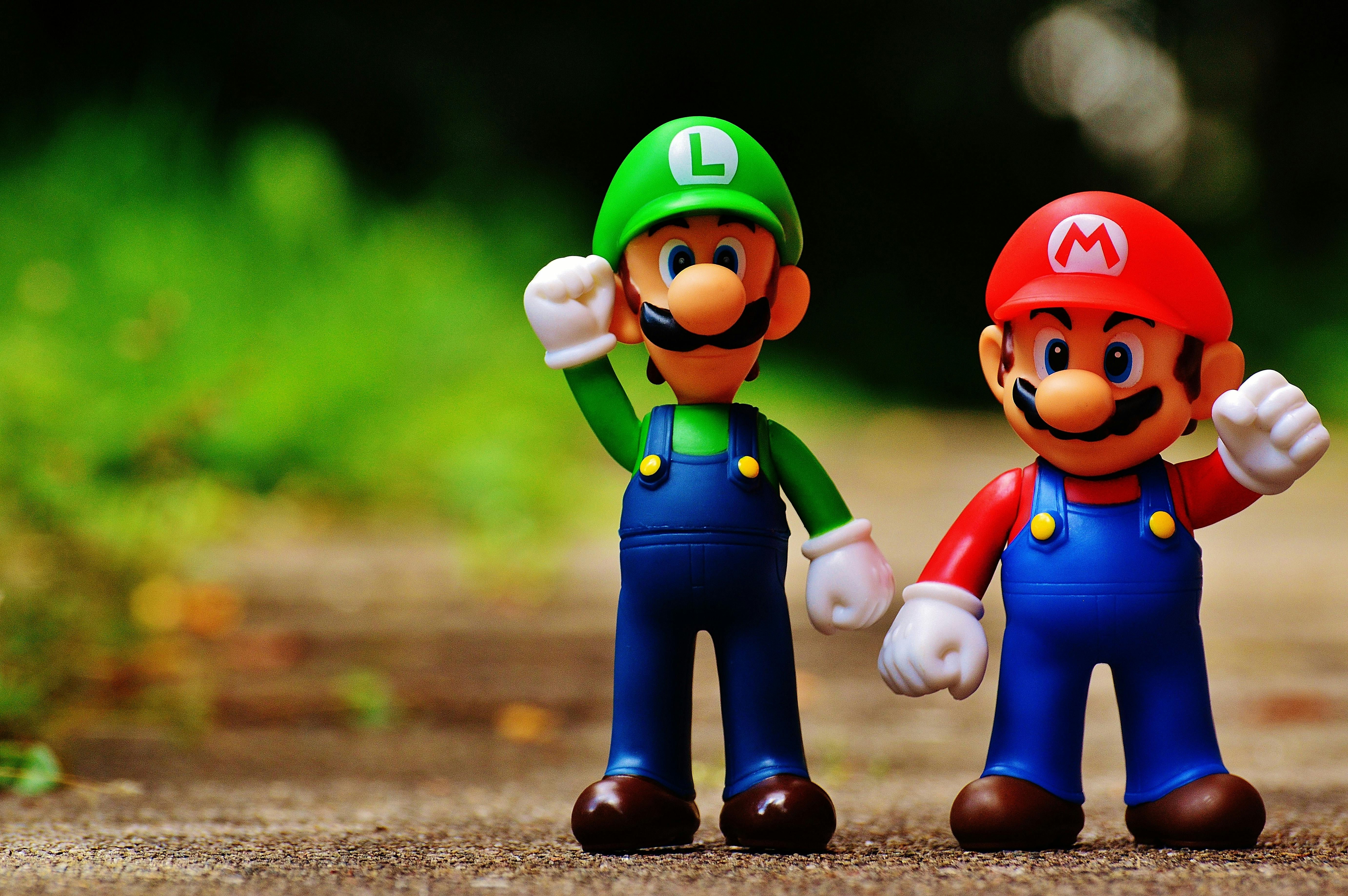 Wallpaper #Kx3VLZMBlOZrFDOkdNK0402 Macro Photography of Mario and Luigi Plastic Toy Free Stock Photo