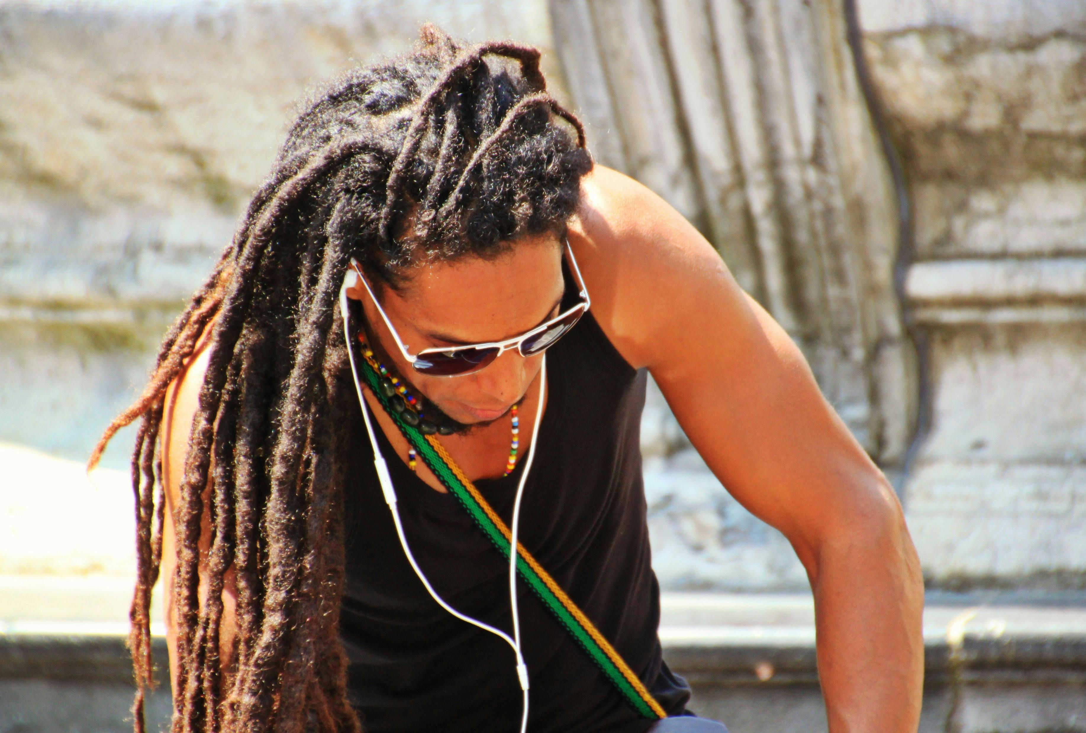 Wallpaper #1WhoJJMBSpphPi3-ETjA277 Kostenloses Foto Zum Thema Arm Dreadlocks Fashion