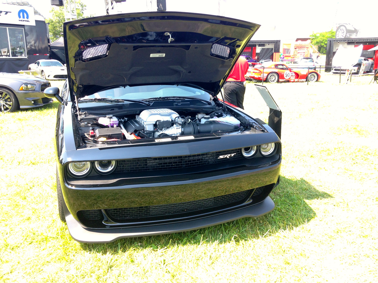 Wallpaper #BZ-aWJMBcUVgGJNo97Ey234 Saw a 2015 Dodge Challenger Srt Hellcat in Person
