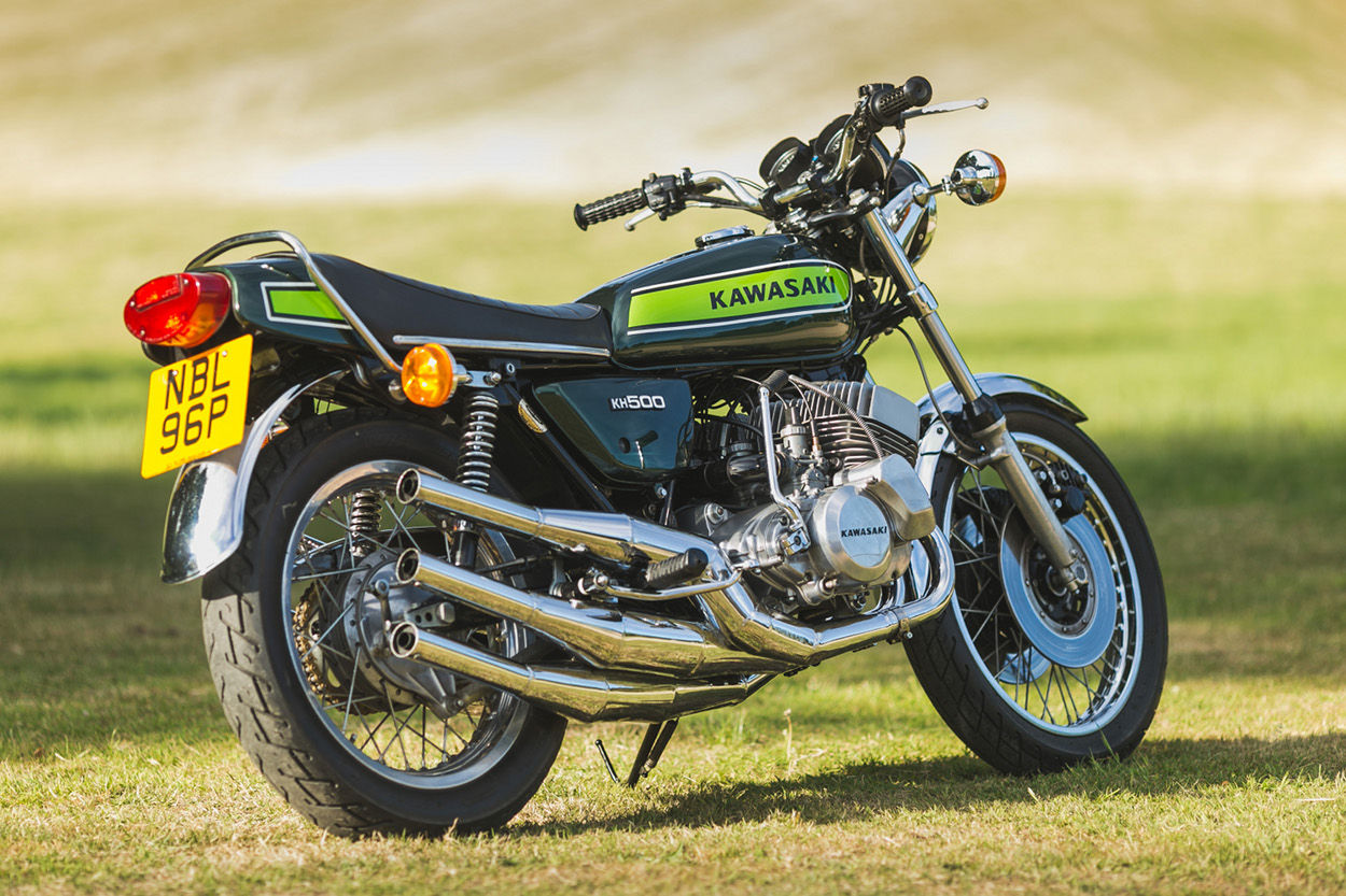 Wallpaper #aWiKHZMBSpphPi3-eiZl3 5 Cylinder Kawasaki 2 Stroke by Allen Millyard Bikebound