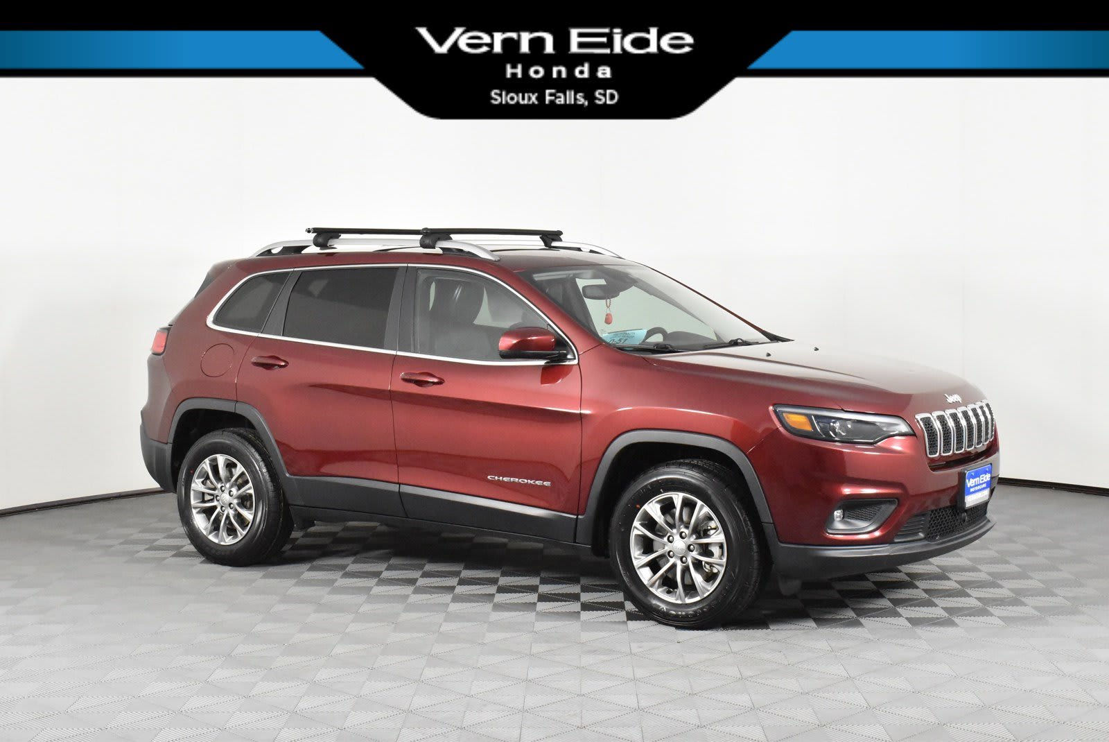 Wallpaper #kTUvlZcBk_lpvpalYpiD22 Pre Owned 2021 Jeep Cherokee Latitude Lux Sport Utility in Sioux Falls