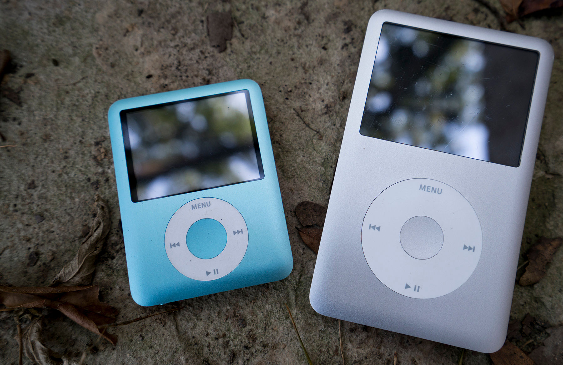 Wallpaper #m1MLNZMBYjRkjcHs_-ju36 The History of the iPod Touch 512 Pixels