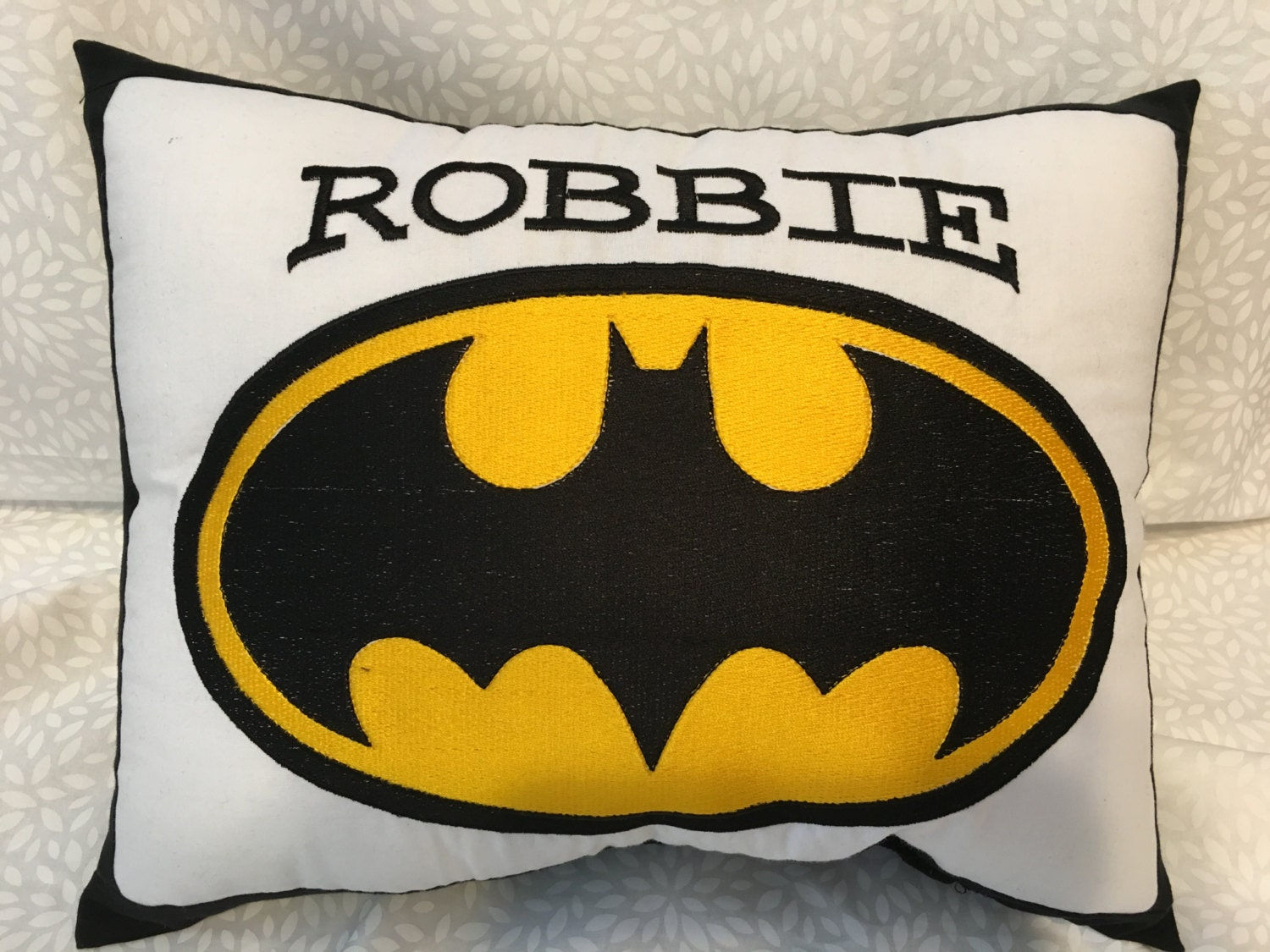 Wallpaper #z2iuJJMBSpphPi3-ijlY146 Batman Gotham Batman Pillow Batman Embroidery