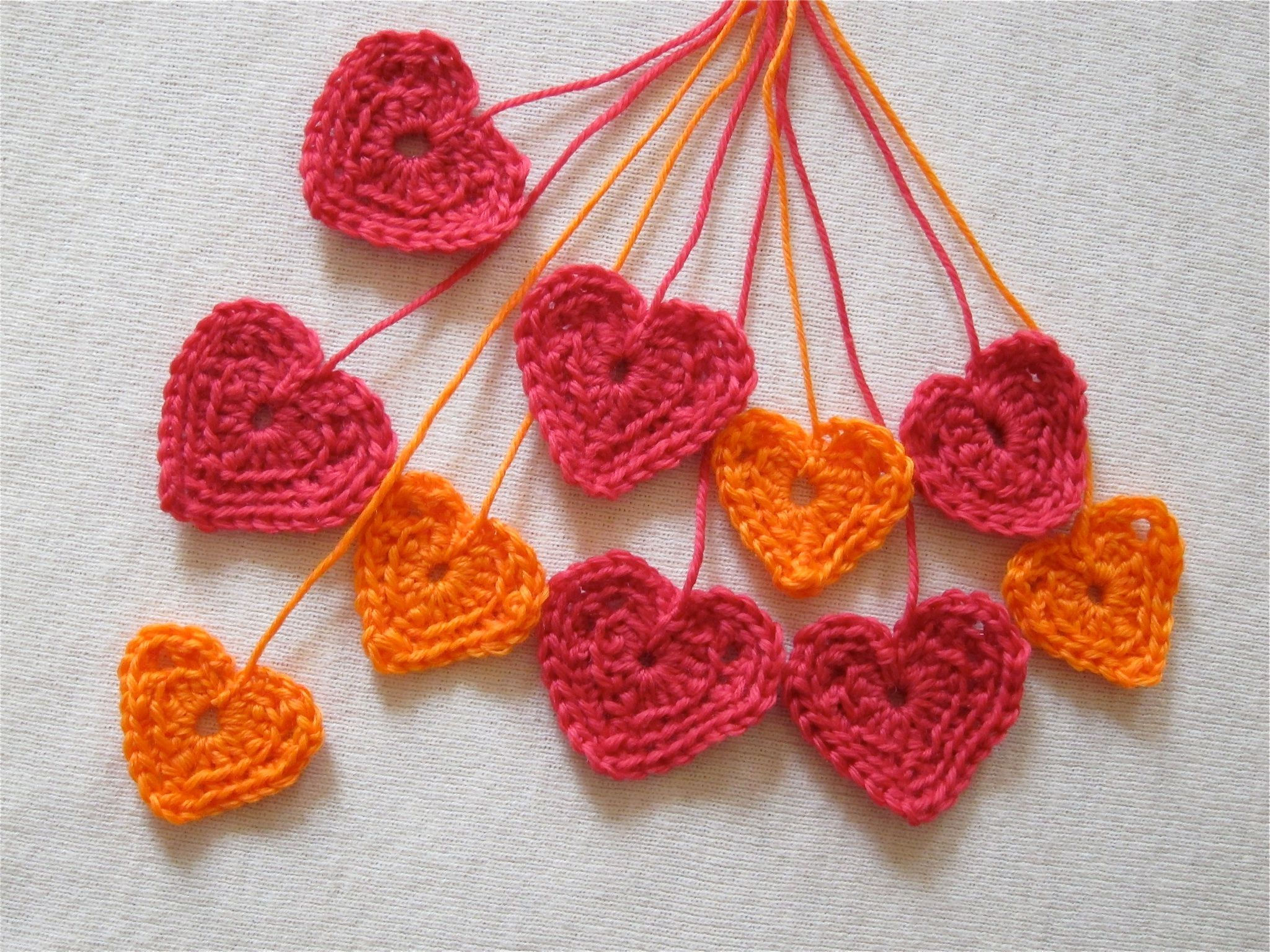 Wallpaper #Tmd395IBSpphPi3-tobx250 10 Crochet Heart Patterns for Valentines Day
