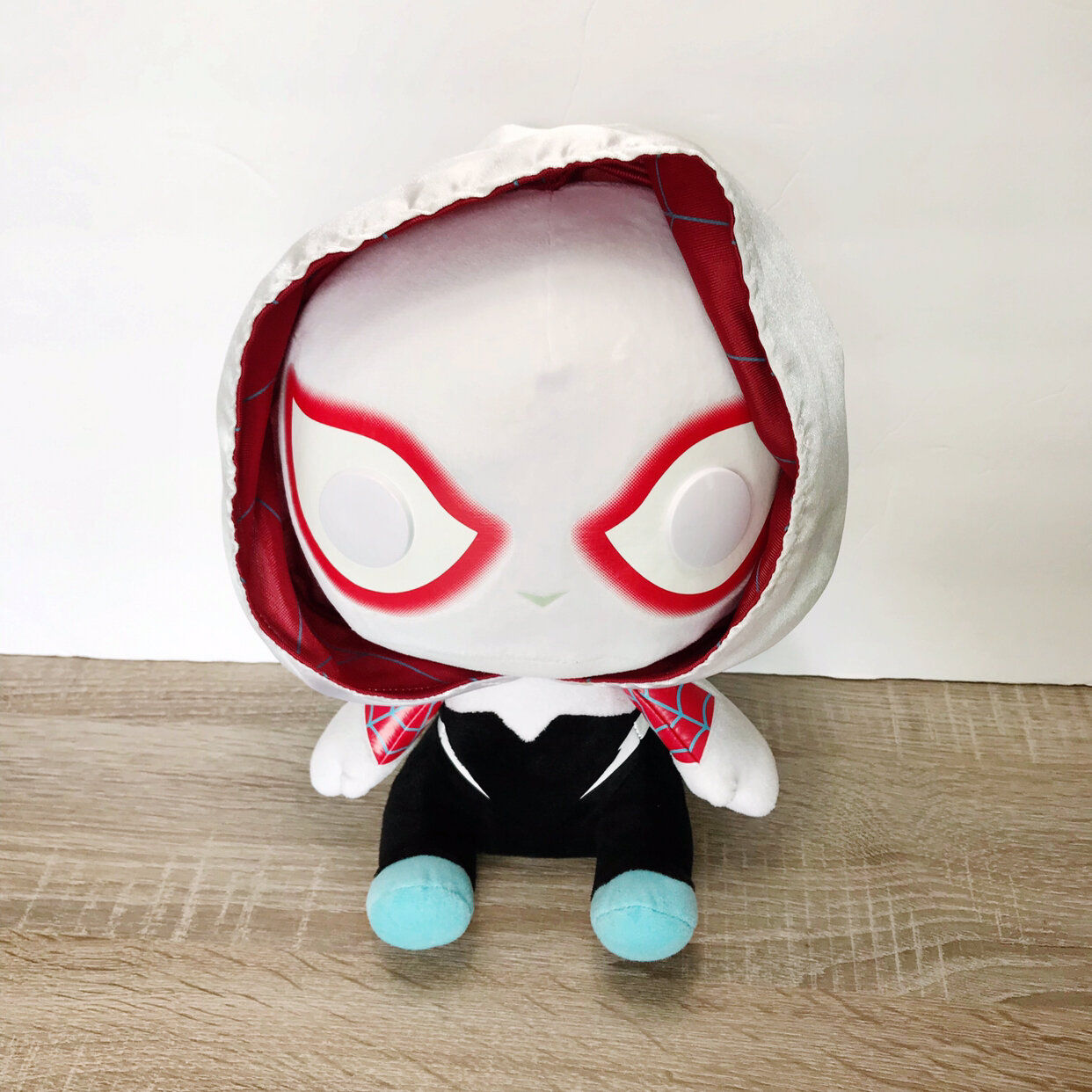 Wallpaper #3PQROpMBKFX8bn3rnHfv49 Funko Marvel Spider Gwen Plush