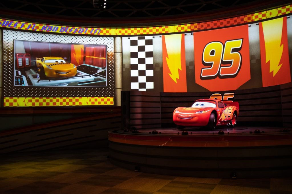 Wallpaper #a7iT25IBJvJKYCmEwfcI96 Inside Look and Details of Lightning Mcqueens Racing Academy at Disney