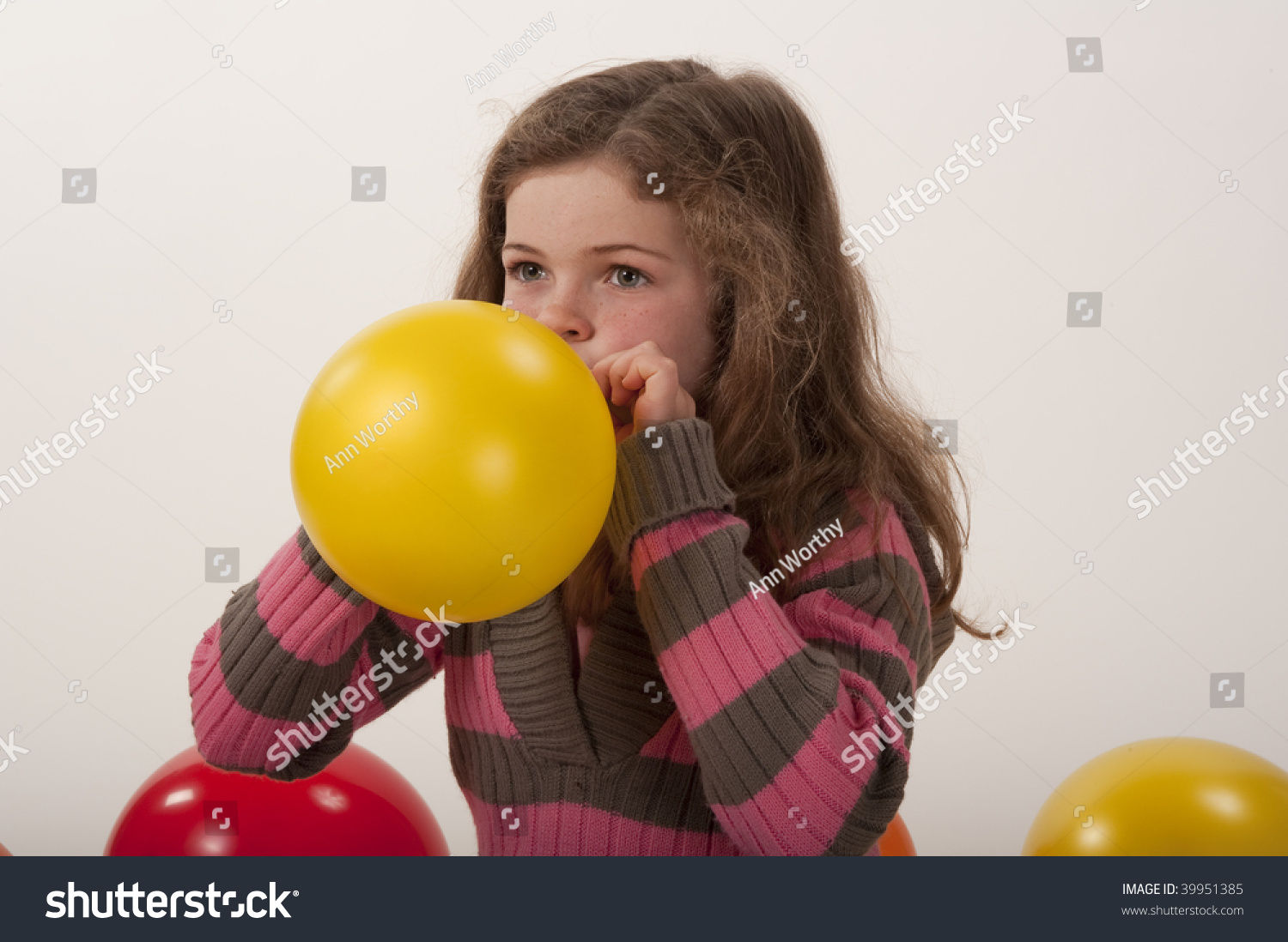 Wallpaper #JBVKNpMB-CQNECa2ESf_233 Little Girl Blowing Balloon Stock Photo 39951385 Shutterstock