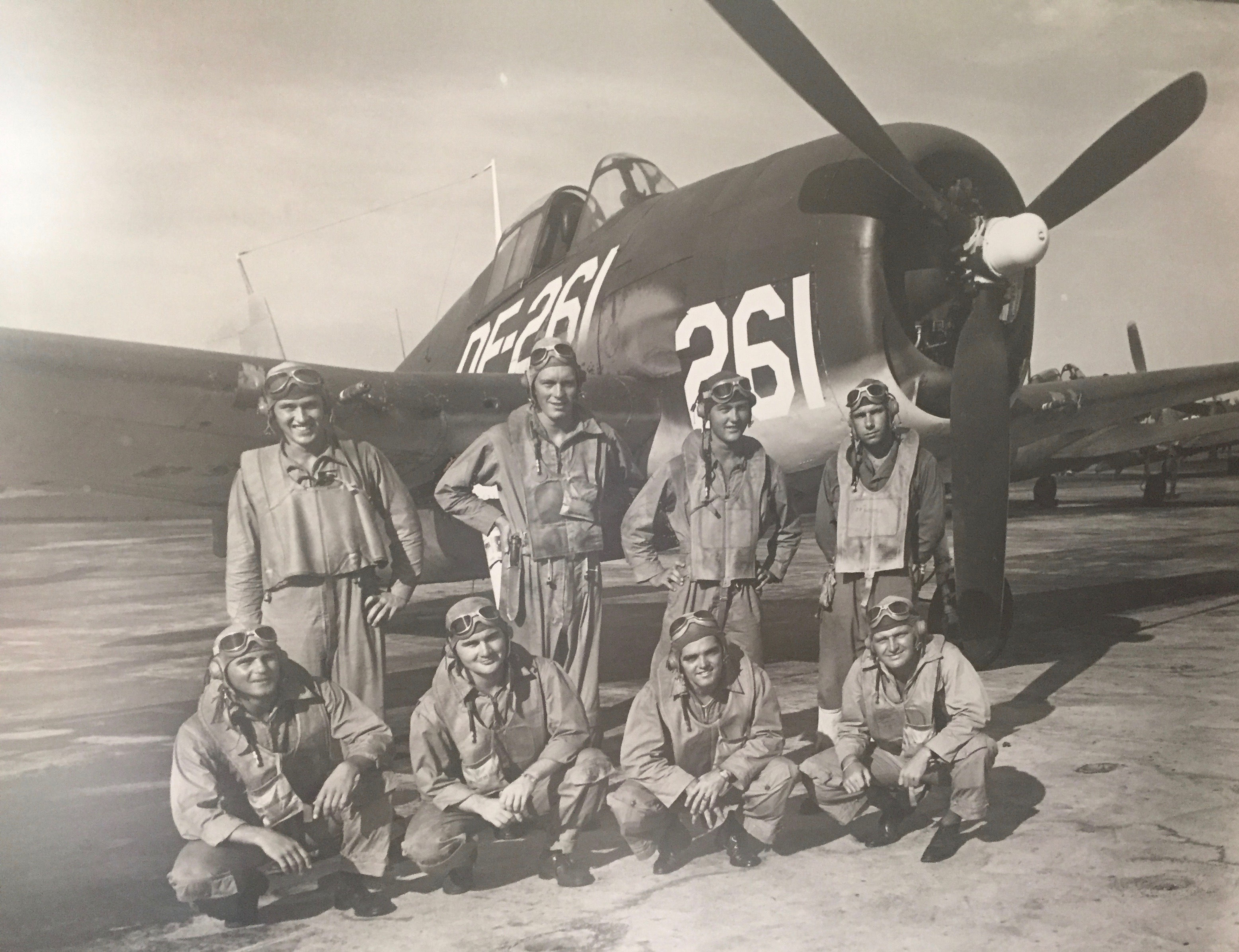 Wallpaper #hrgO15IBJvJKYCmELuEg134 Hometown Heroes Radio Hellcat Pilots Navy Cross