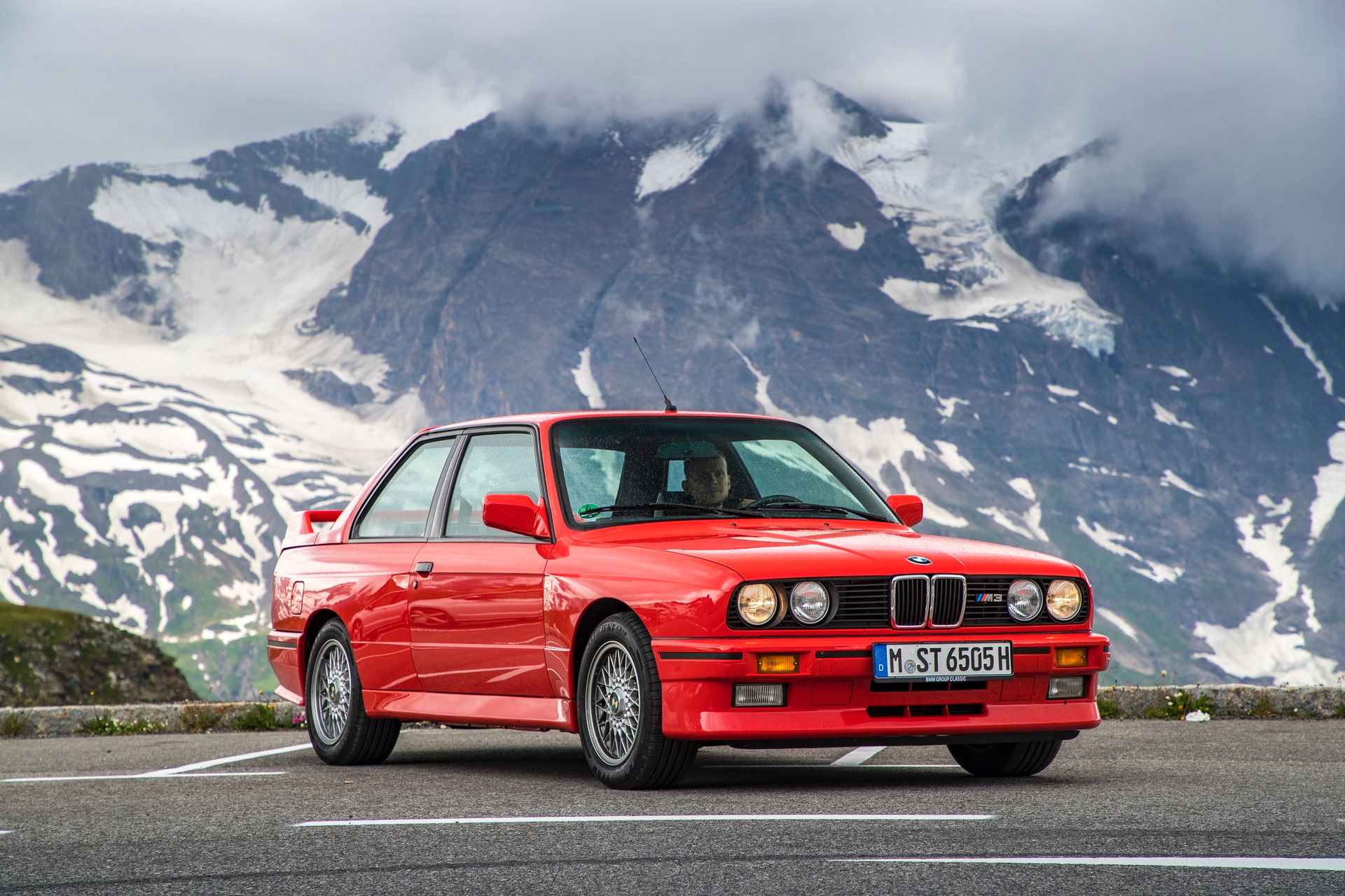 Wallpaper #LzGGNZMB5zzyi_yYx1f4285 E30 BMW