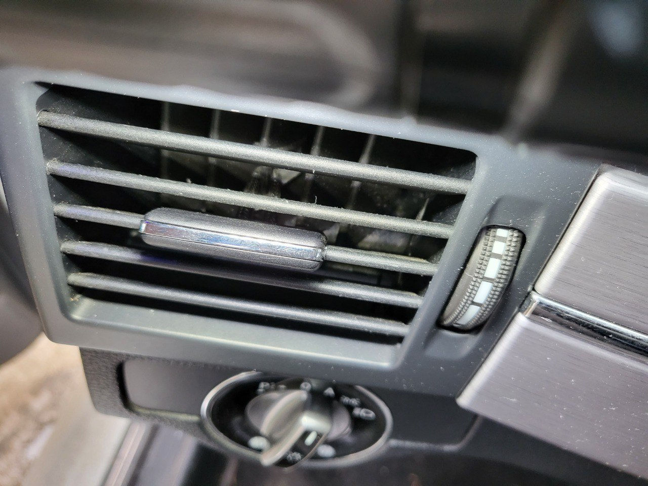Wallpaper #54003 How to Use Vents in Among Us as Imposter Guide 2024 Gameinstants
