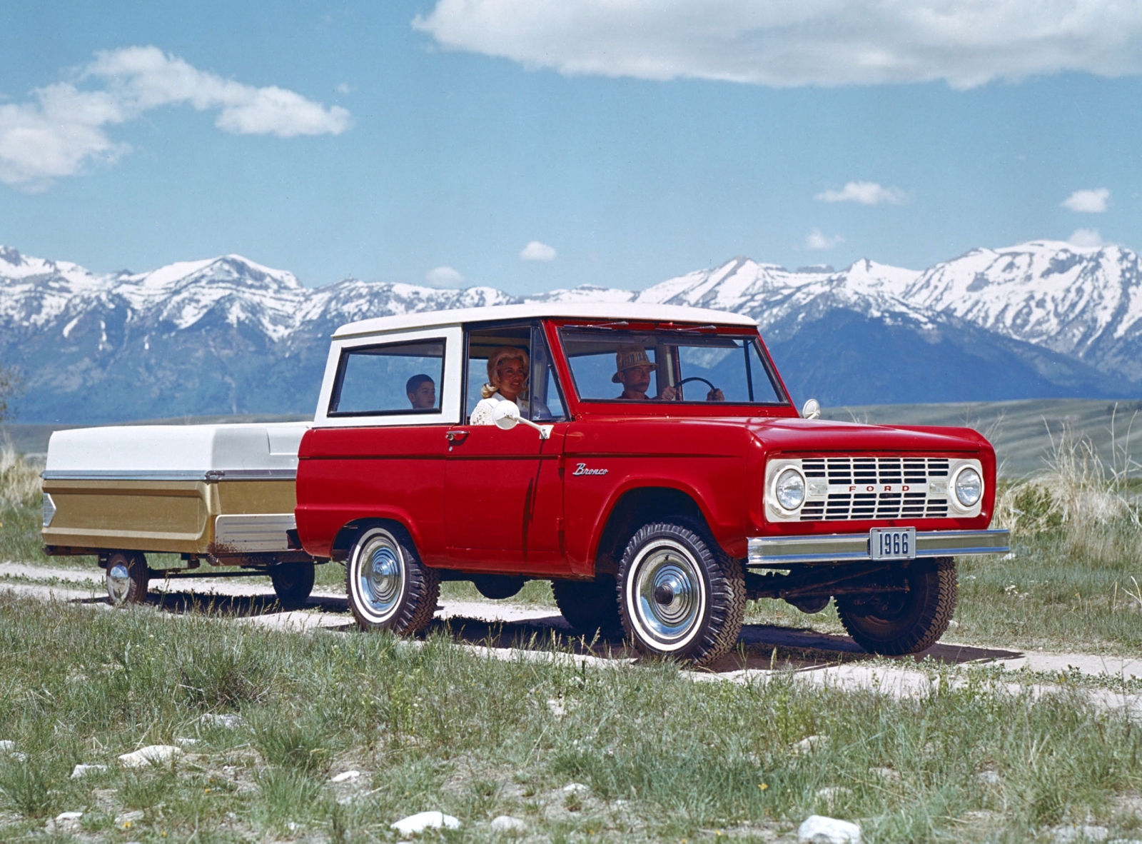 Wallpaper #UhlQGI8BtGB6xQ78i3HV27 1966 Ford Bronco Information and Photos Momentcar
