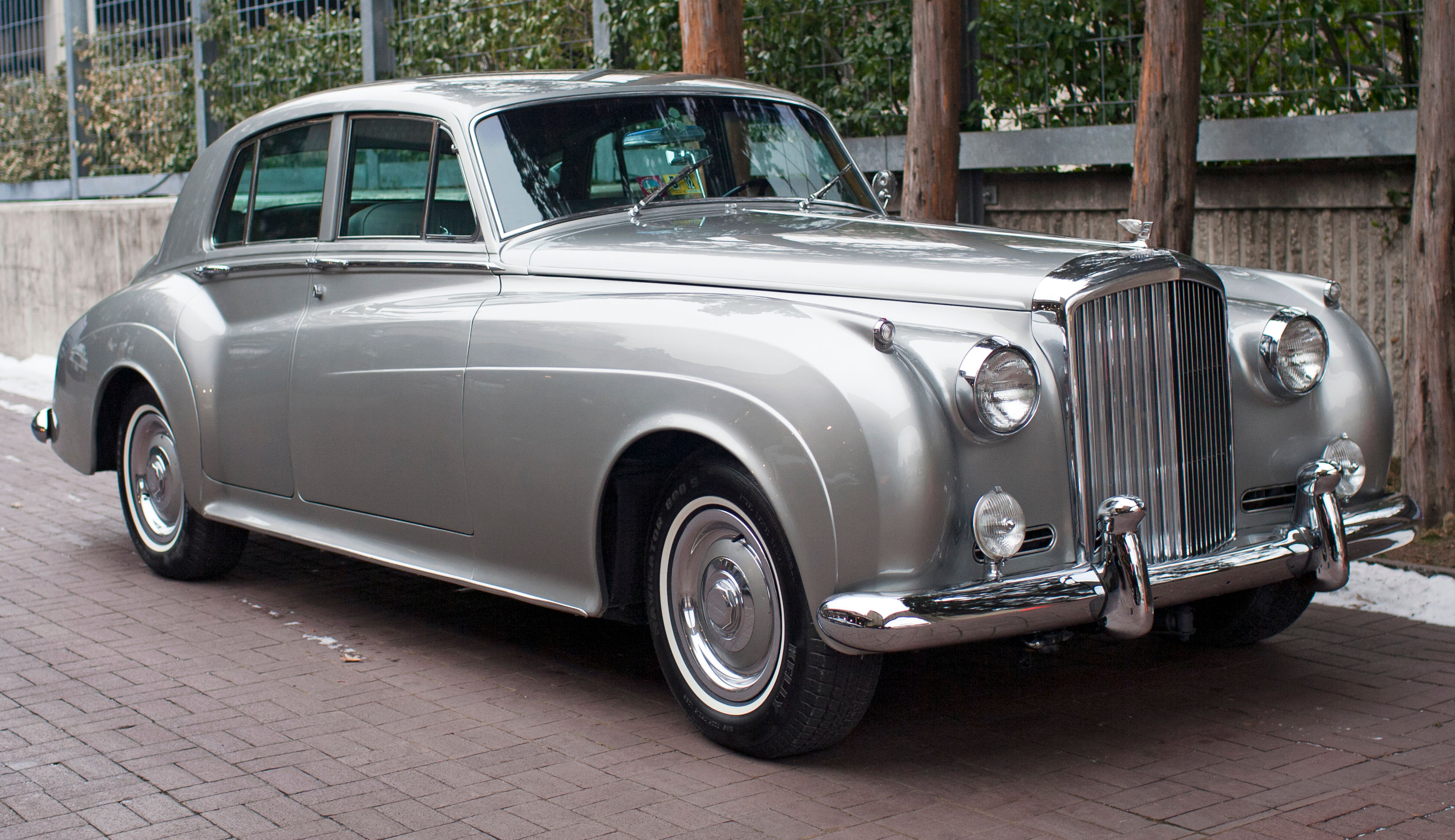 Wallpaper #VmfhDpMBSpphPi3-JOyJ155 Bentley S2 Information and Photos Momentcar