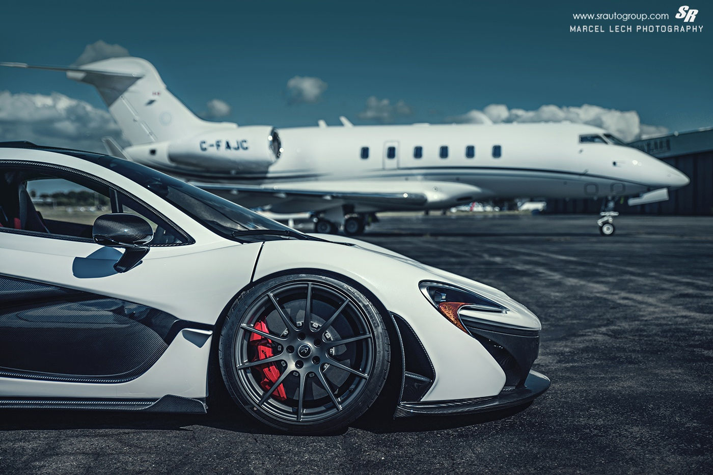 Wallpaper #bWhyIZMBSpphPi3-IzBD289 15 Awesome White Mclaren P1 Race Mode Front Wheel Red Brake Caliper