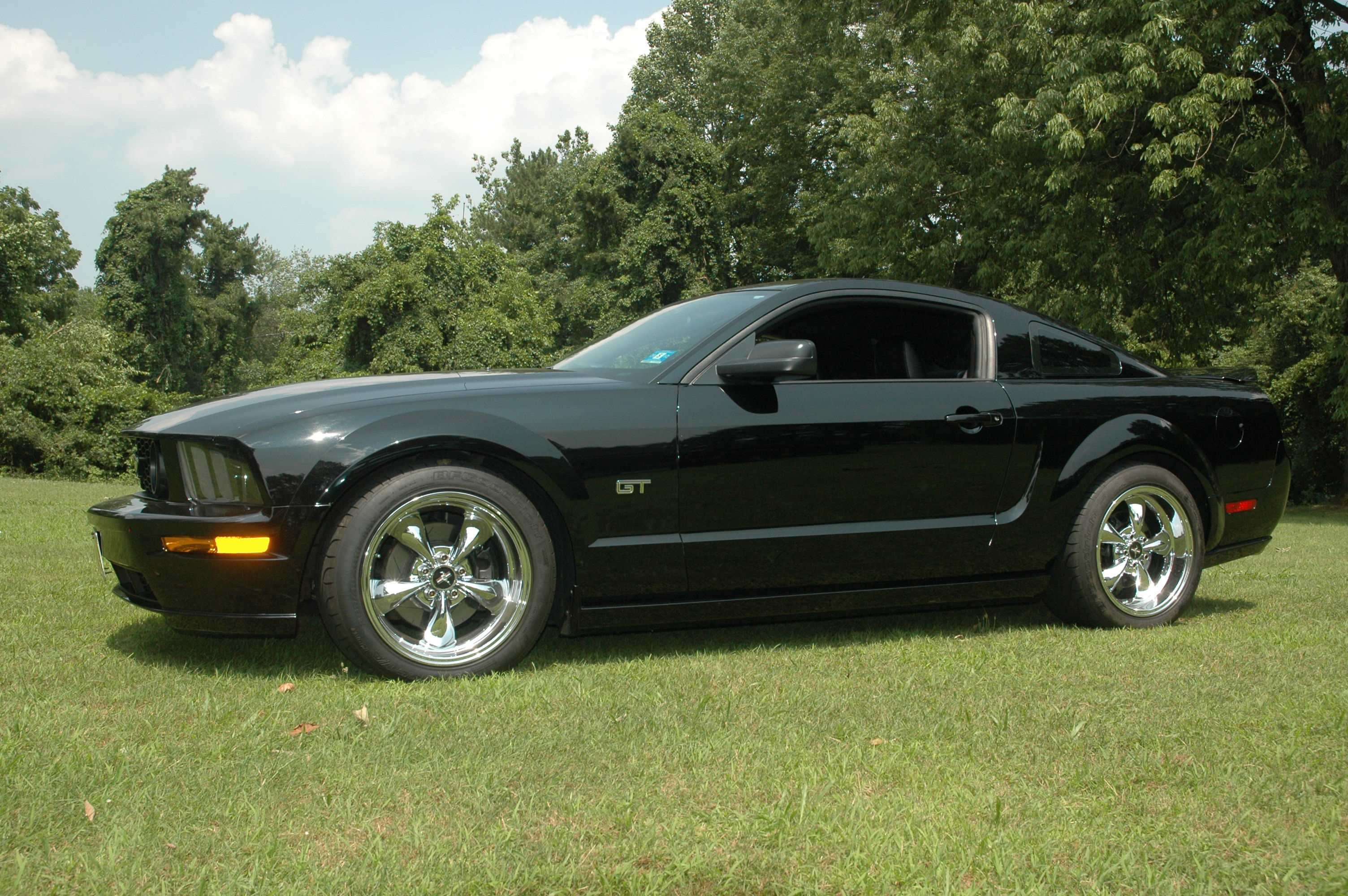 Wallpaper #BnQrw44B_8f4nGFam3Ag35 2006 Ford Mustang GT Coupe Automatic 14 Mile Trap Speeds 0 60