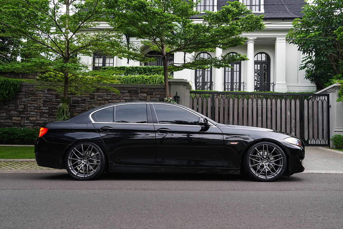 Wallpaper #-32y8Y4Bnwiau_P6jgkI42 BMW 5 Series Wheels Custom Rim and Tire Packages