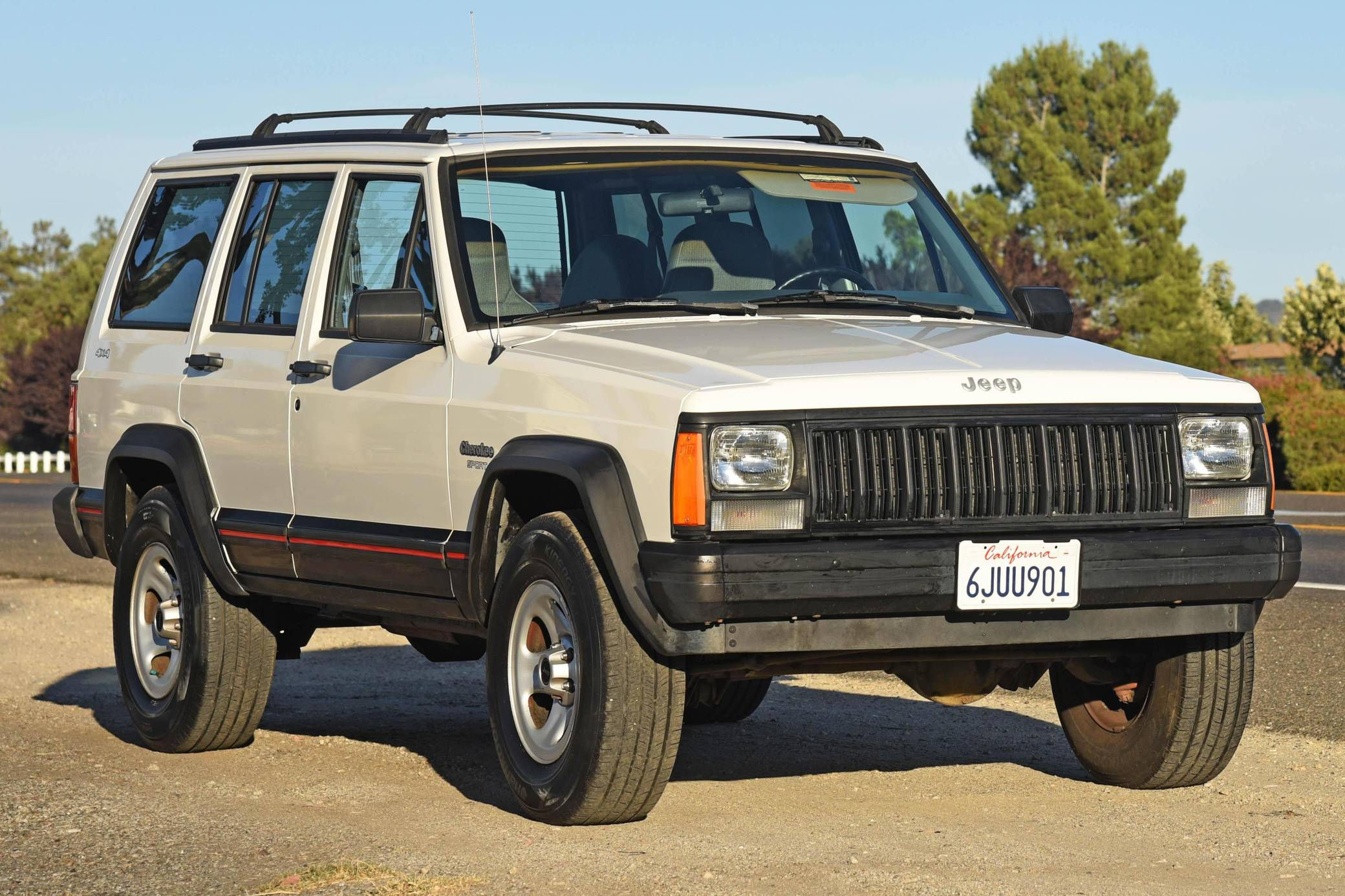 Wallpaper #zWdL9JIBSpphPi3-t3lY78 1996 Jeep Cherokee Sport 4x4 for Sale Cars Bids