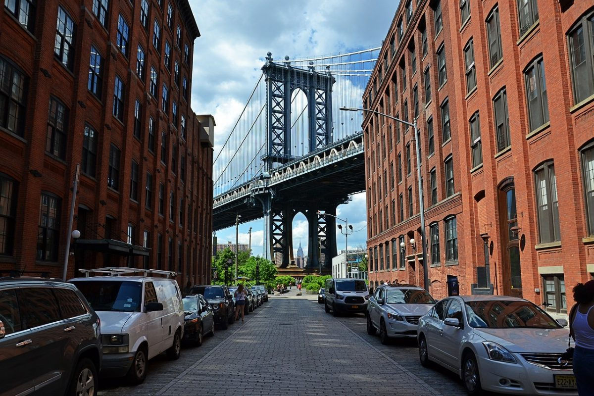 Wallpaper #66e34 Brooklyn Bridge in New York the Iconic Crossing Between Manhattan and