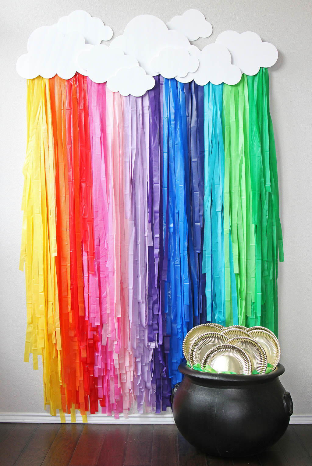 Wallpaper #iBnmIY8BtGB6xQ78pIDE44 Diy Rainbow Fringe Backdrop Allfreeholidaycraftscom